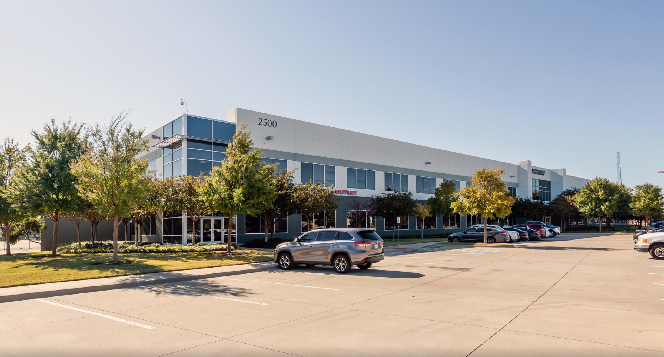 Dallas Cowboys Pro-Shop Outlet, 2500 Regent Blvd, DFW Airport