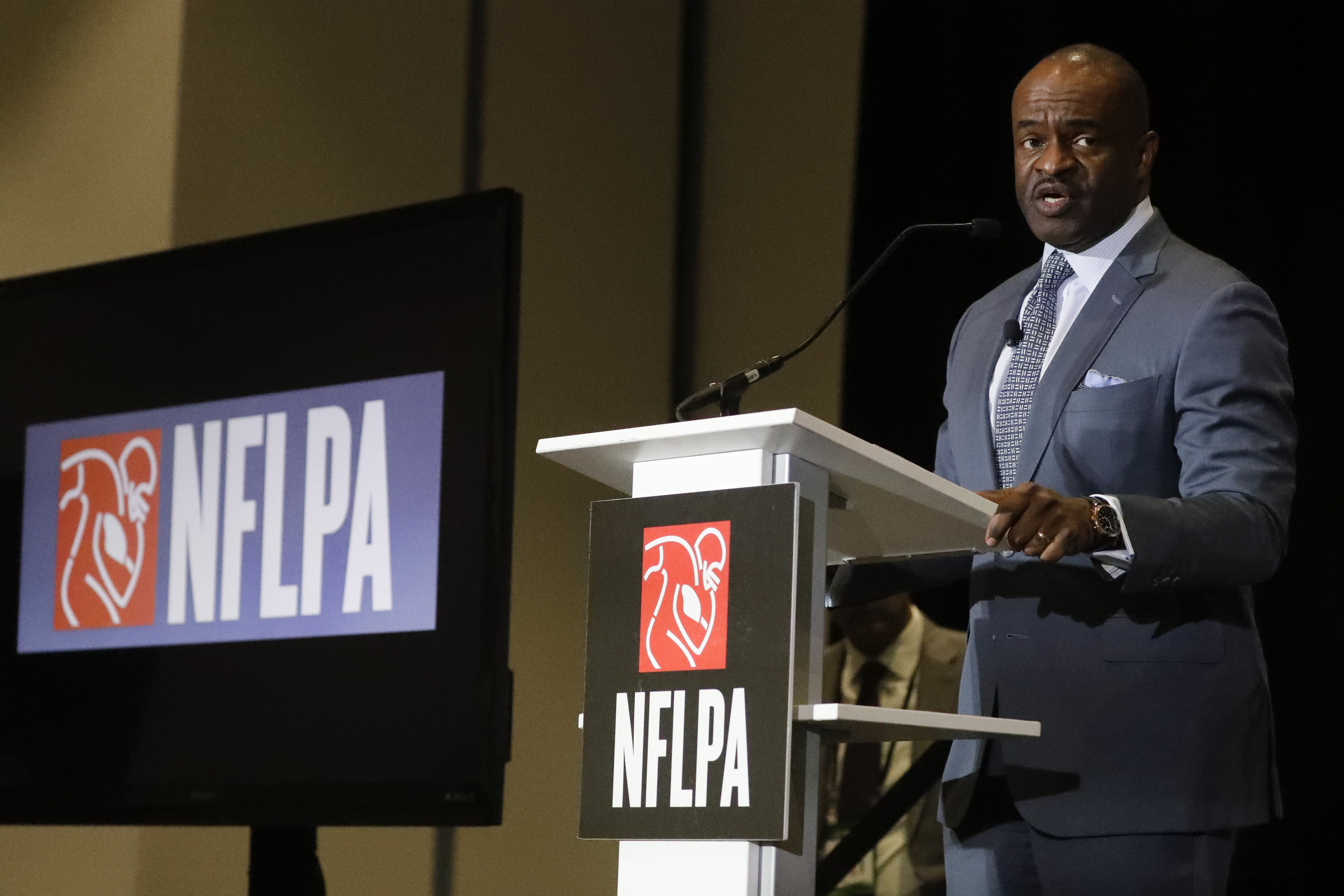 NFLPA's DeMaurice Smith thinks NFL scouting combine should get replaced by  regional pro days