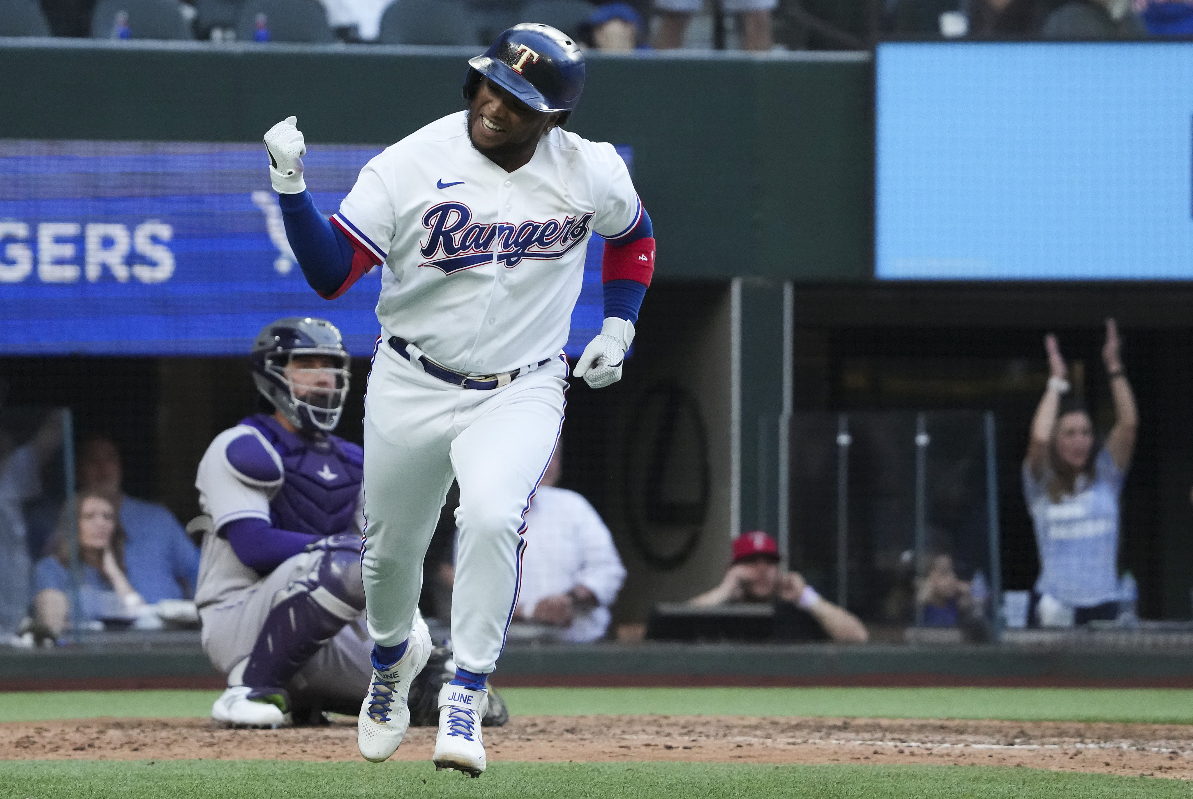 Brad Miller hits game-winning double and becomes baseball's most