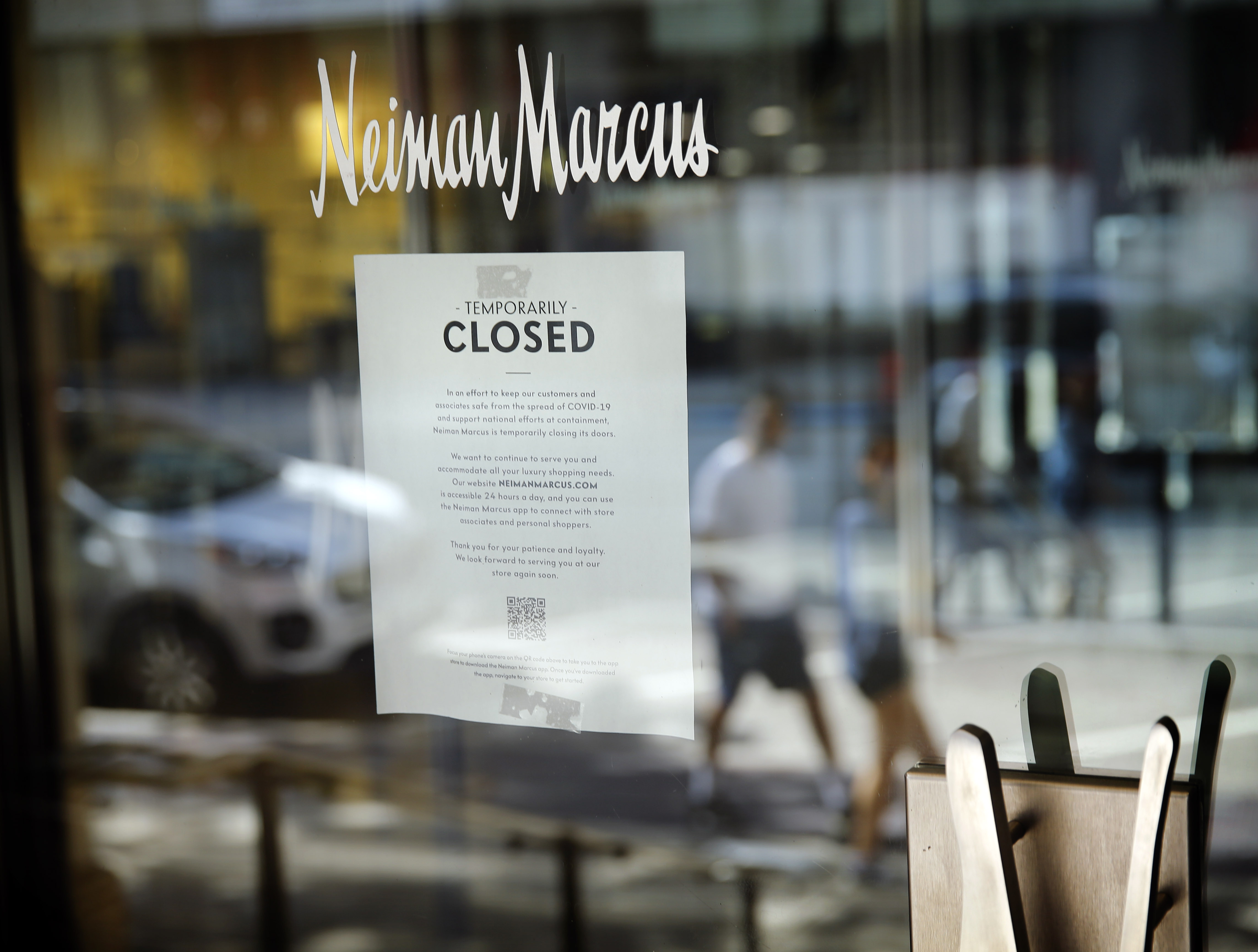 Neiman Marcus has new message: 'Shop today, consign tomorrow