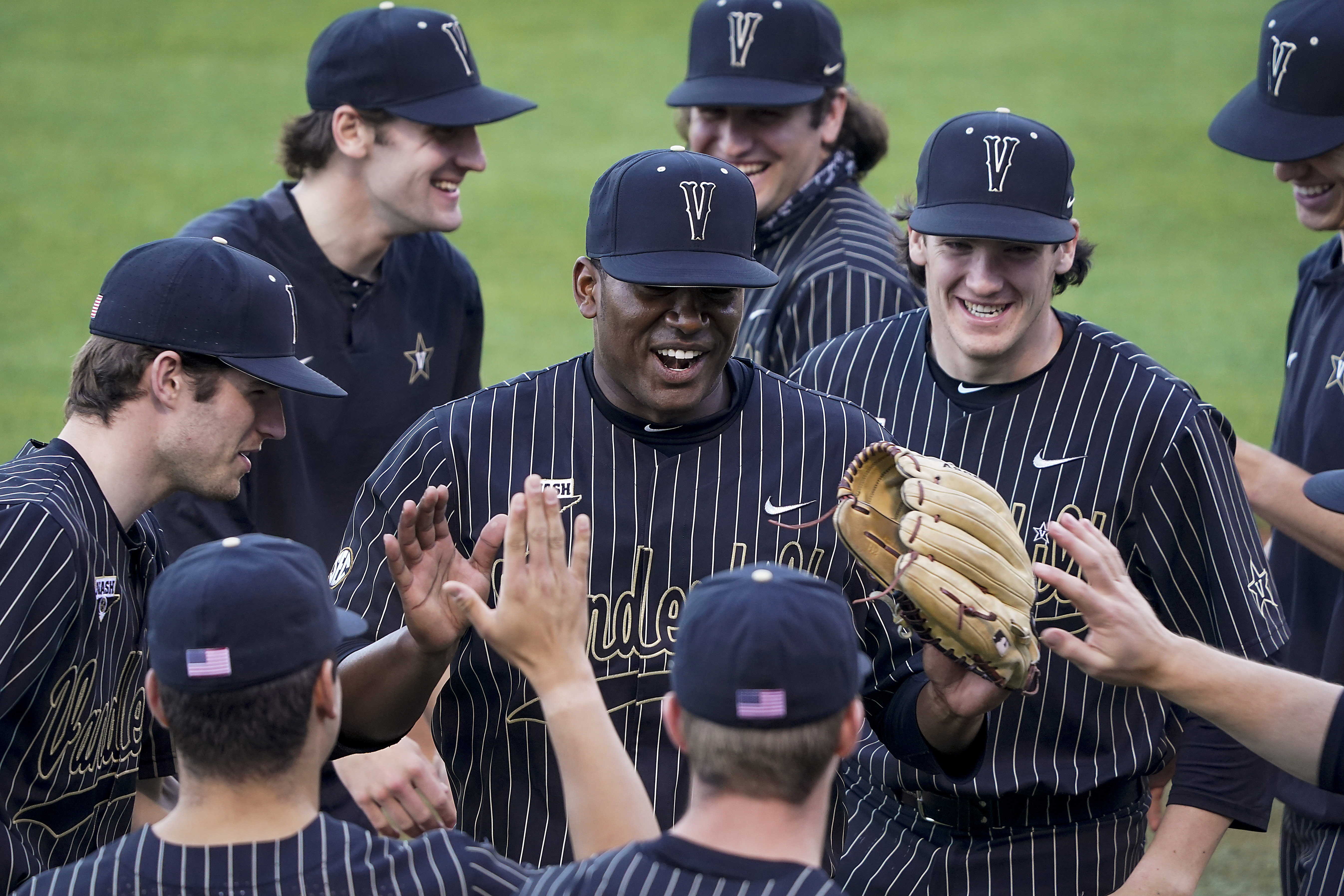 TexasCommodores? Vanderbilt has even more pitching prospects poised for  2023 MLB draft