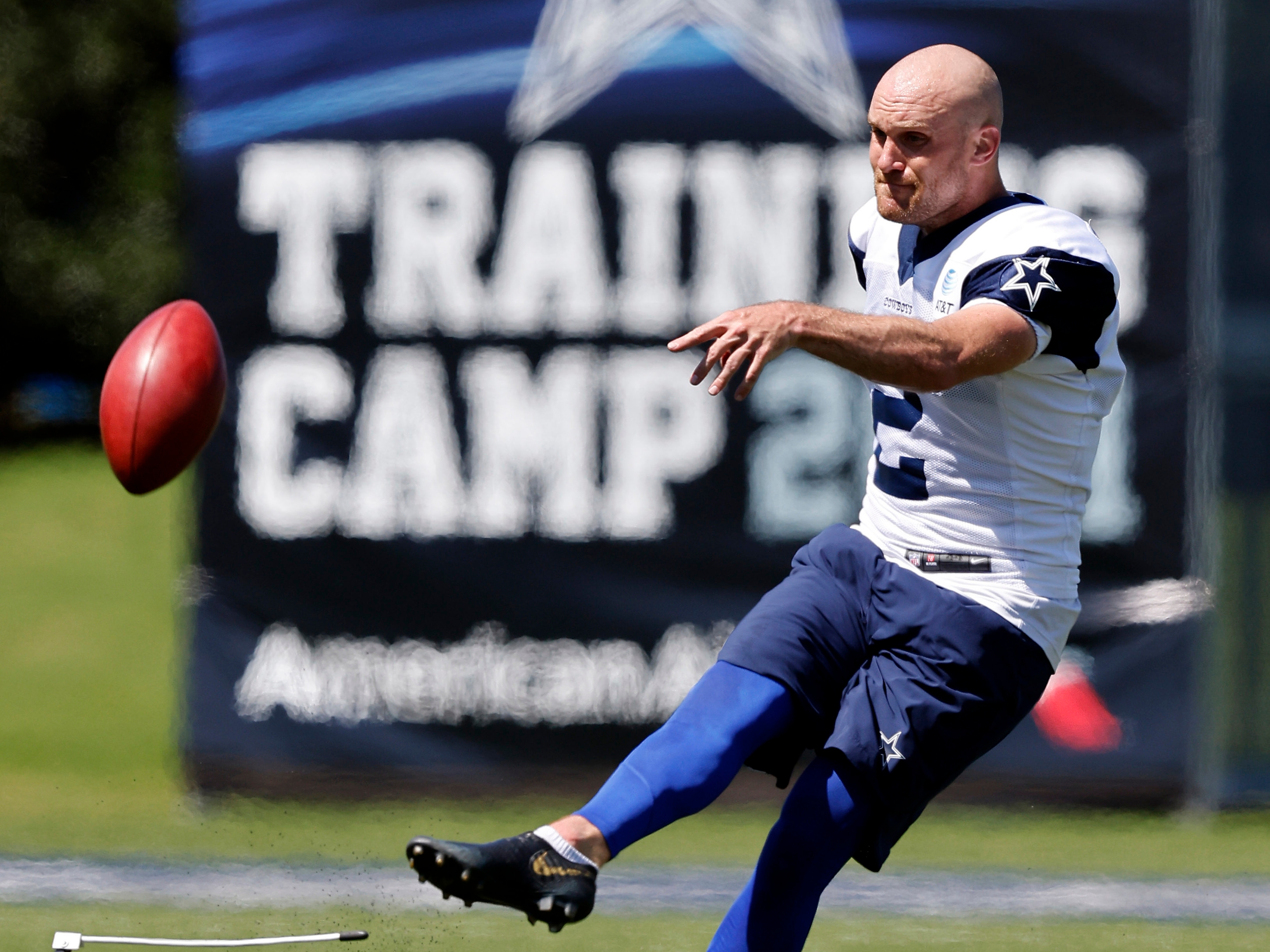 Cowboys release punter Hunter Niswander after re-signing Bryan Anger