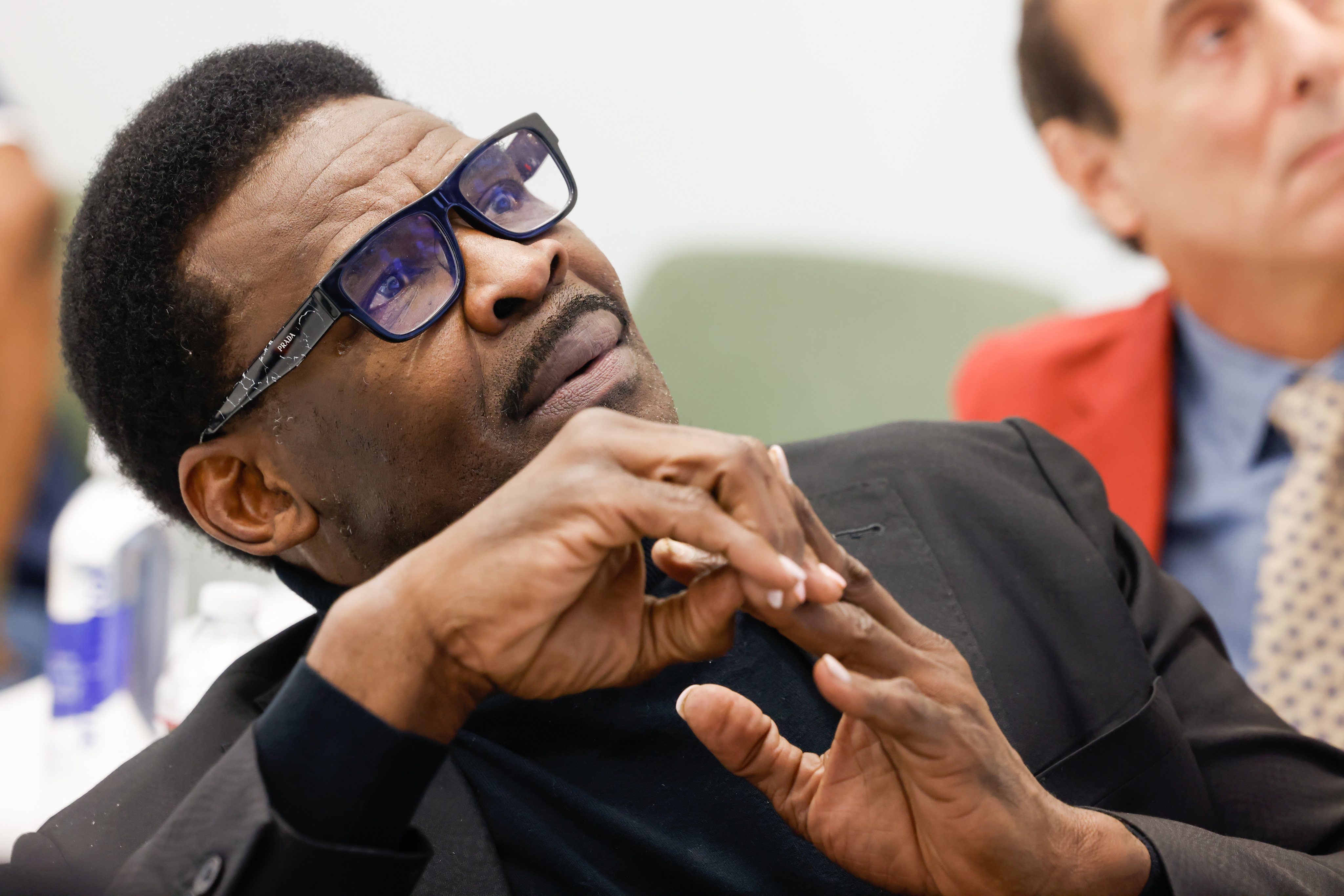 Michael Irvin talks Super Bowl hotel incident, denies allegations