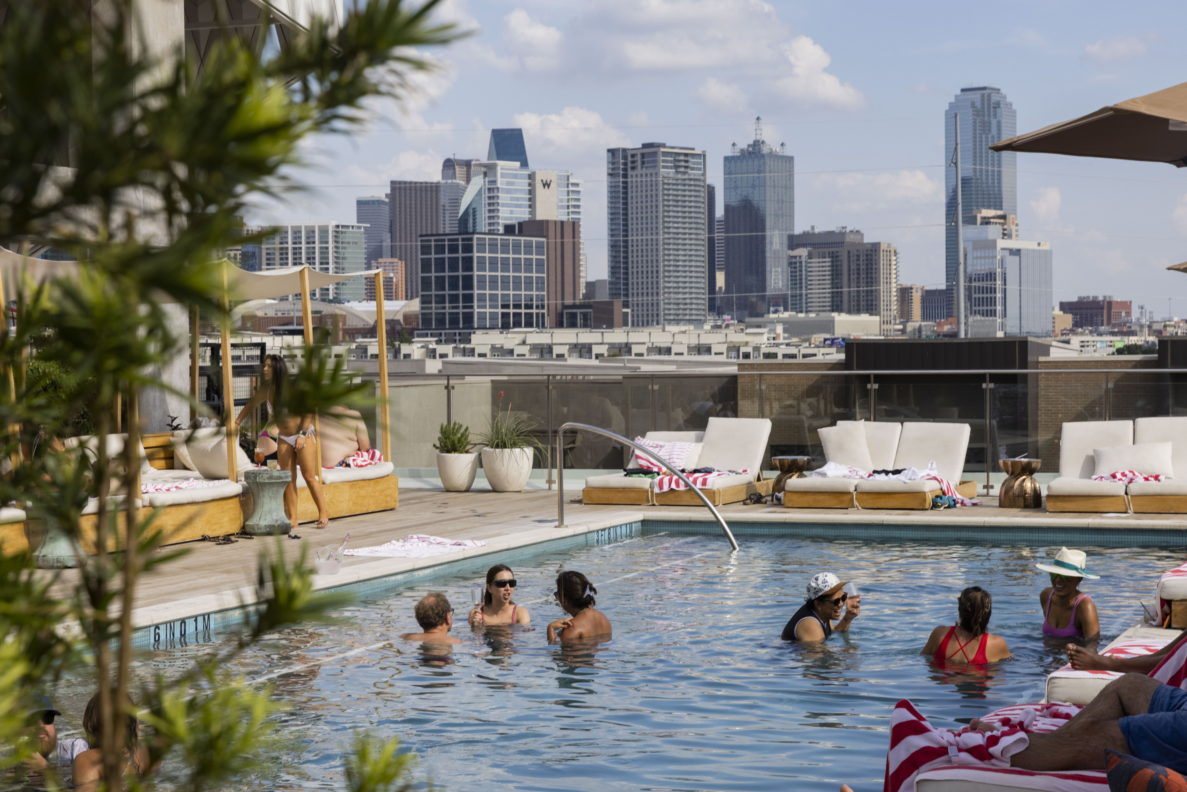 5 distinctive Dallas pools await you for a late summer dip