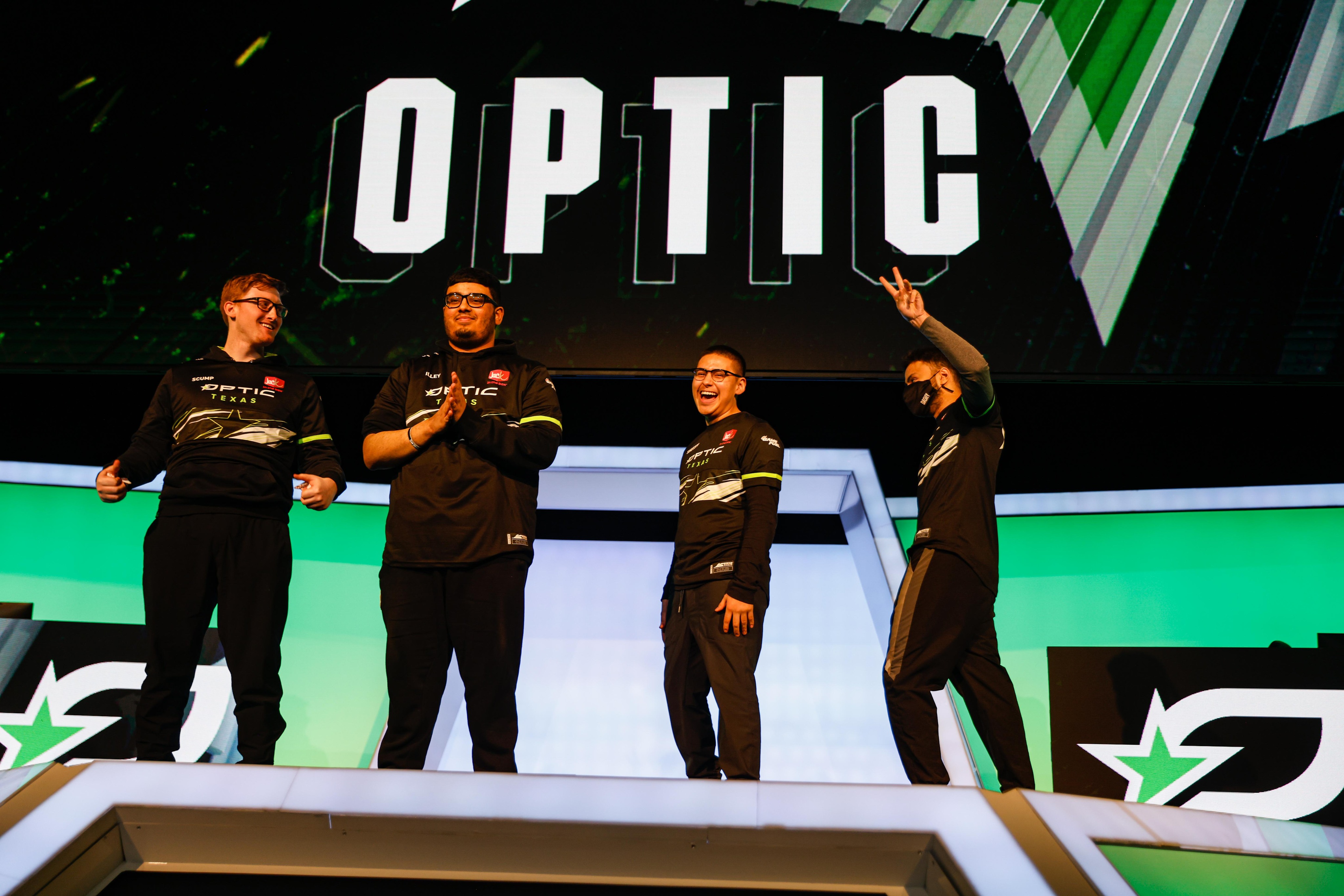OpTic Texas Ghosty Says to Crowd Keep Comin' Crazy for Champs Sunday -  Esports Illustrated