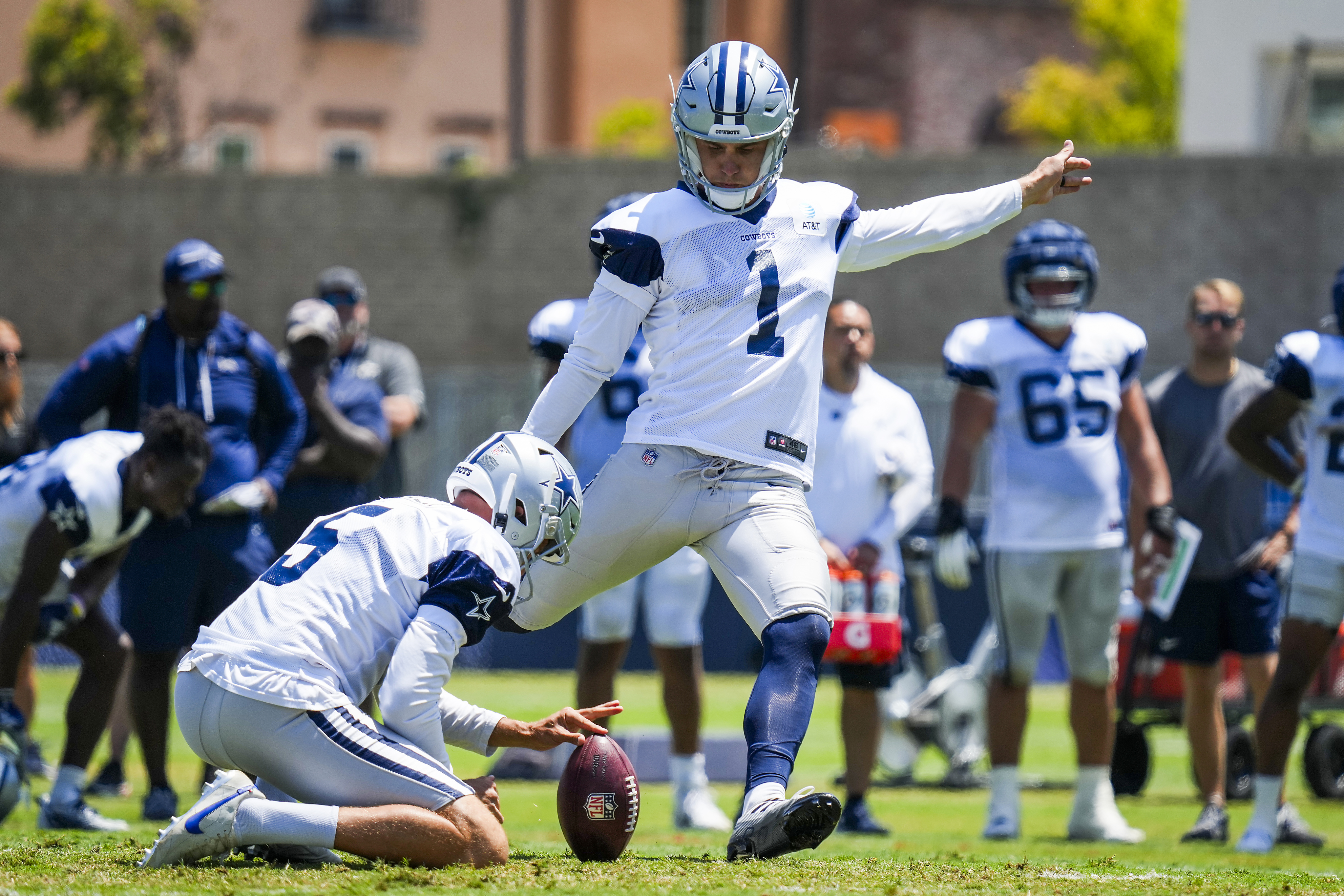 Who played well in Cowboys' preseason opener, who didn't