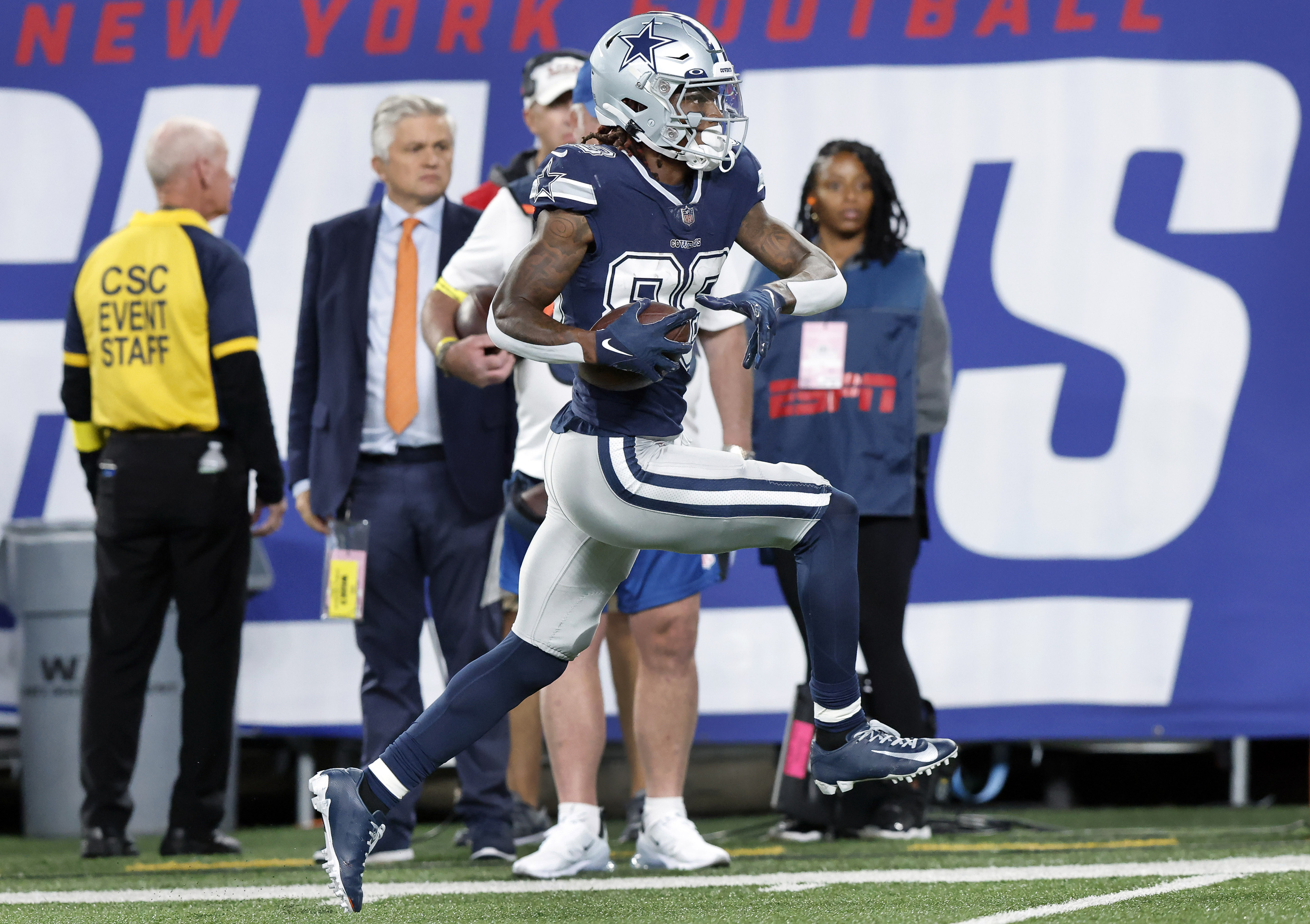 LISTEN: CeeDee Lamb's redemption arc, the Cowboys' fierce pass