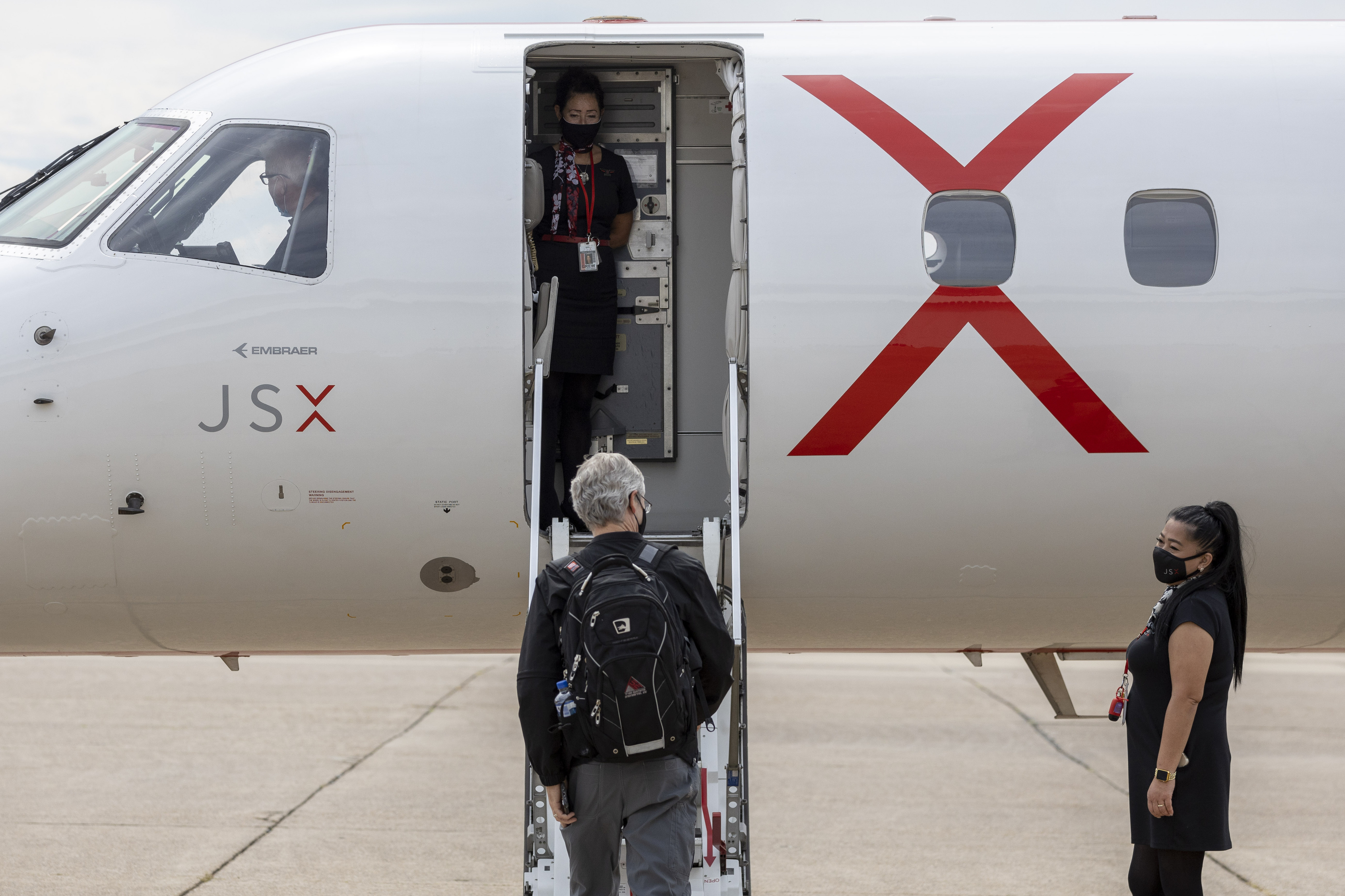 JSX (JetSuiteX) review: a game changing airline, but it's not for