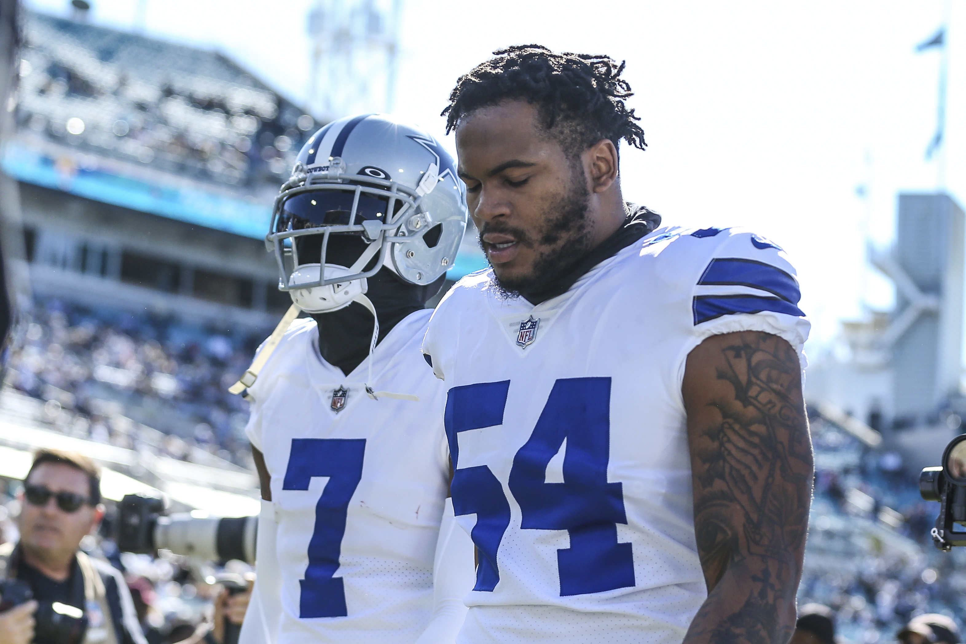 Cowboys DE Sam Williams hospitalized after wreck