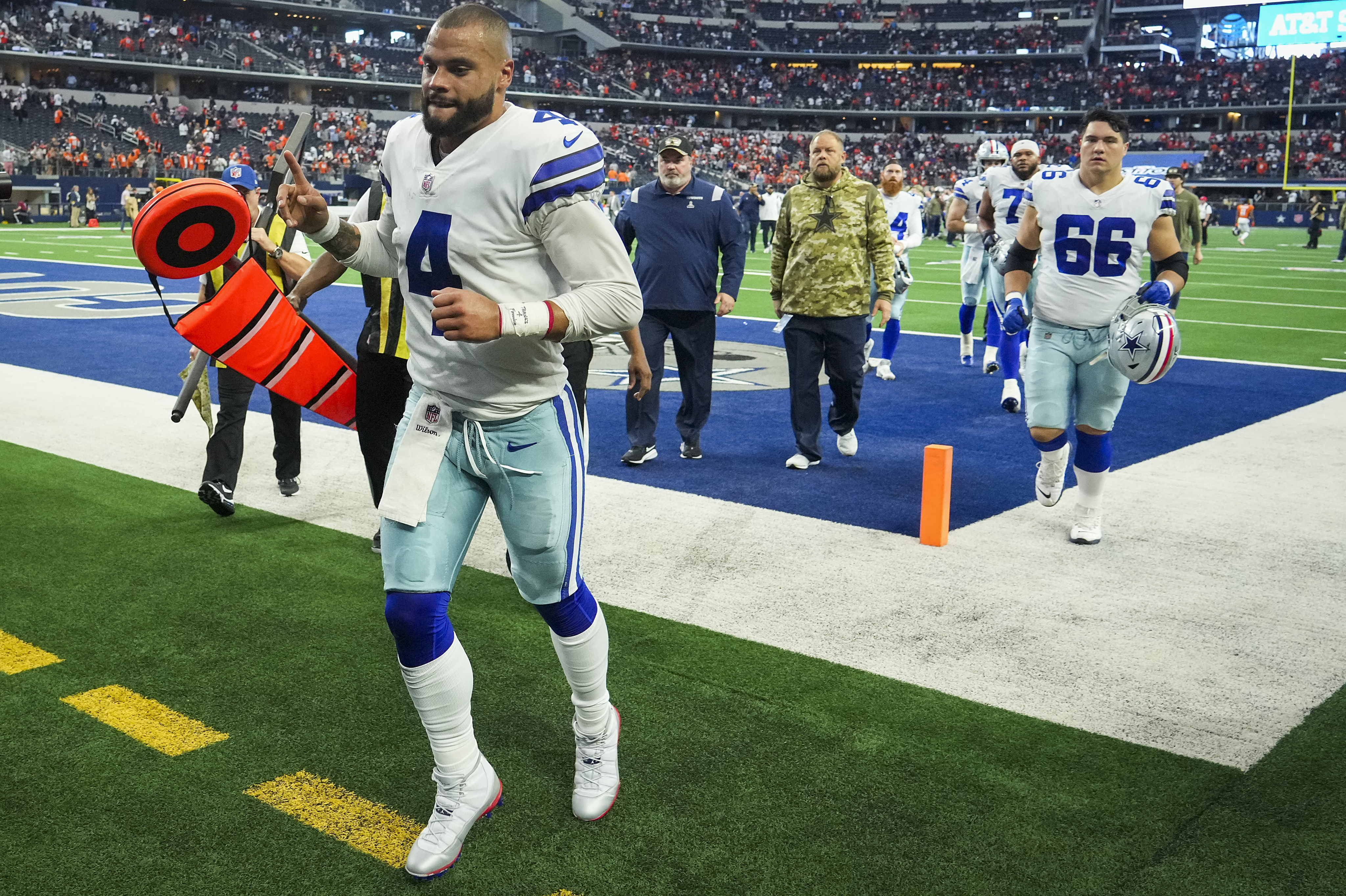 Dallas quarterback Dak Prescott struggles in playoff loss. Again.