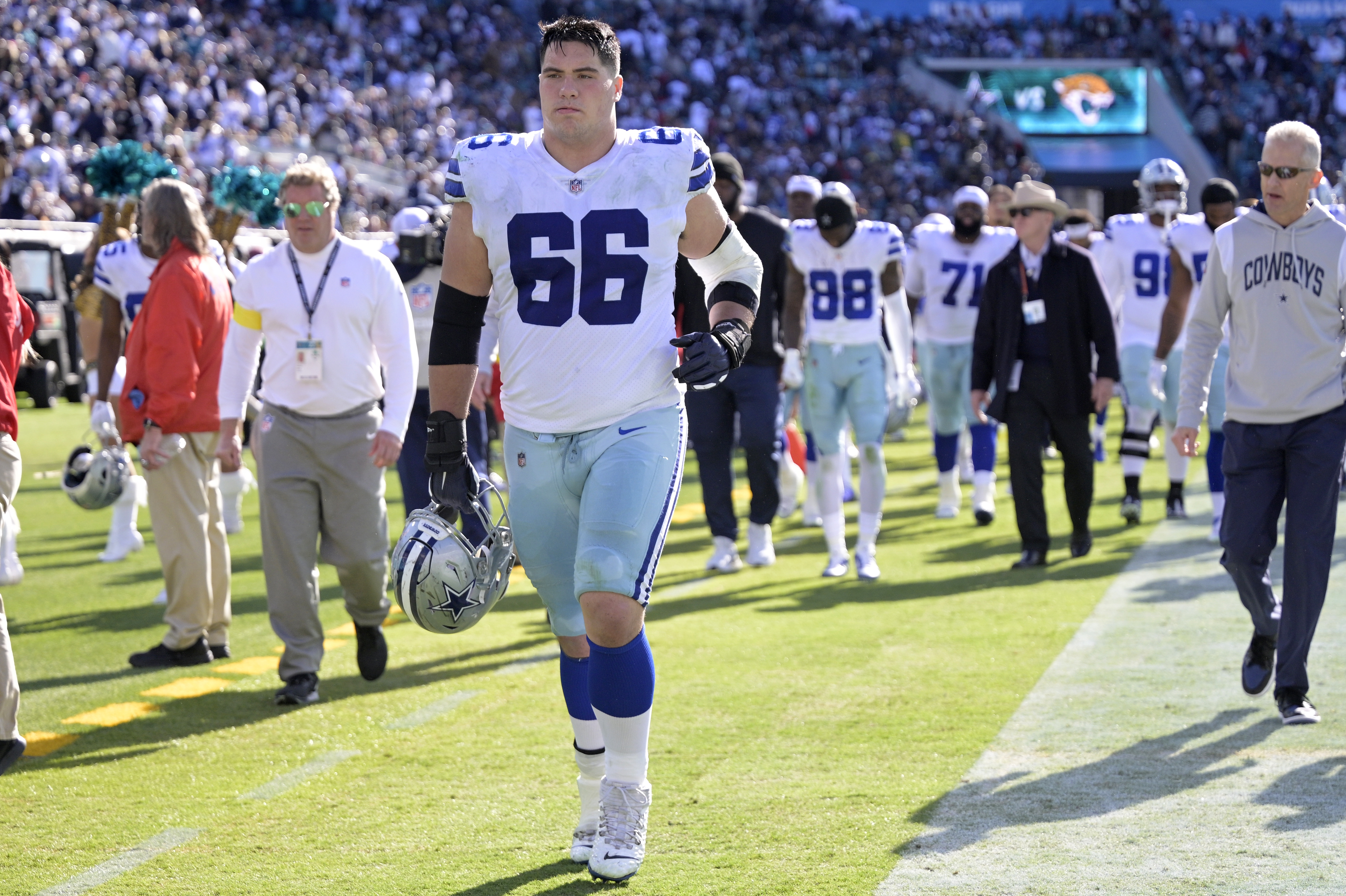 Cowboys G Connor McGovern (illness) did not practice, questionable for  Commanders game