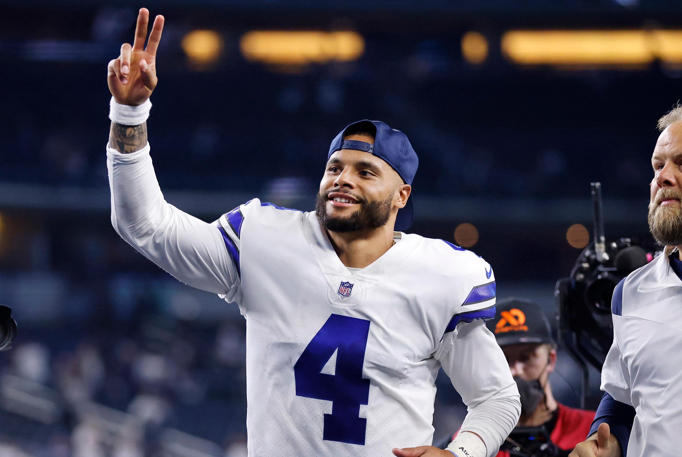 Dak Prescott aims to lead Dallas Cowboys out of Super Bowl drought