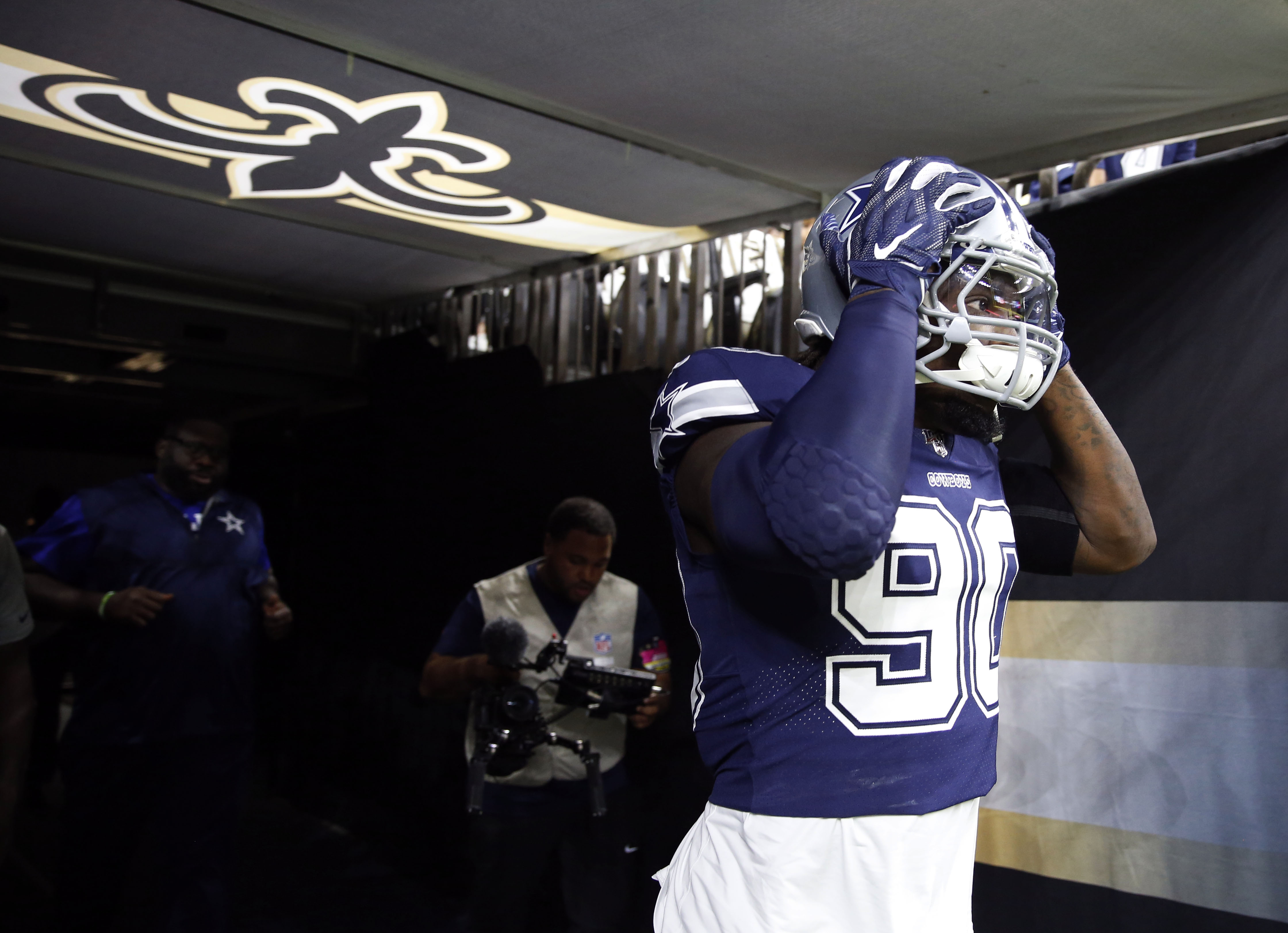 Cowboys News: Dallas Goes Viral With Brand New Helmets