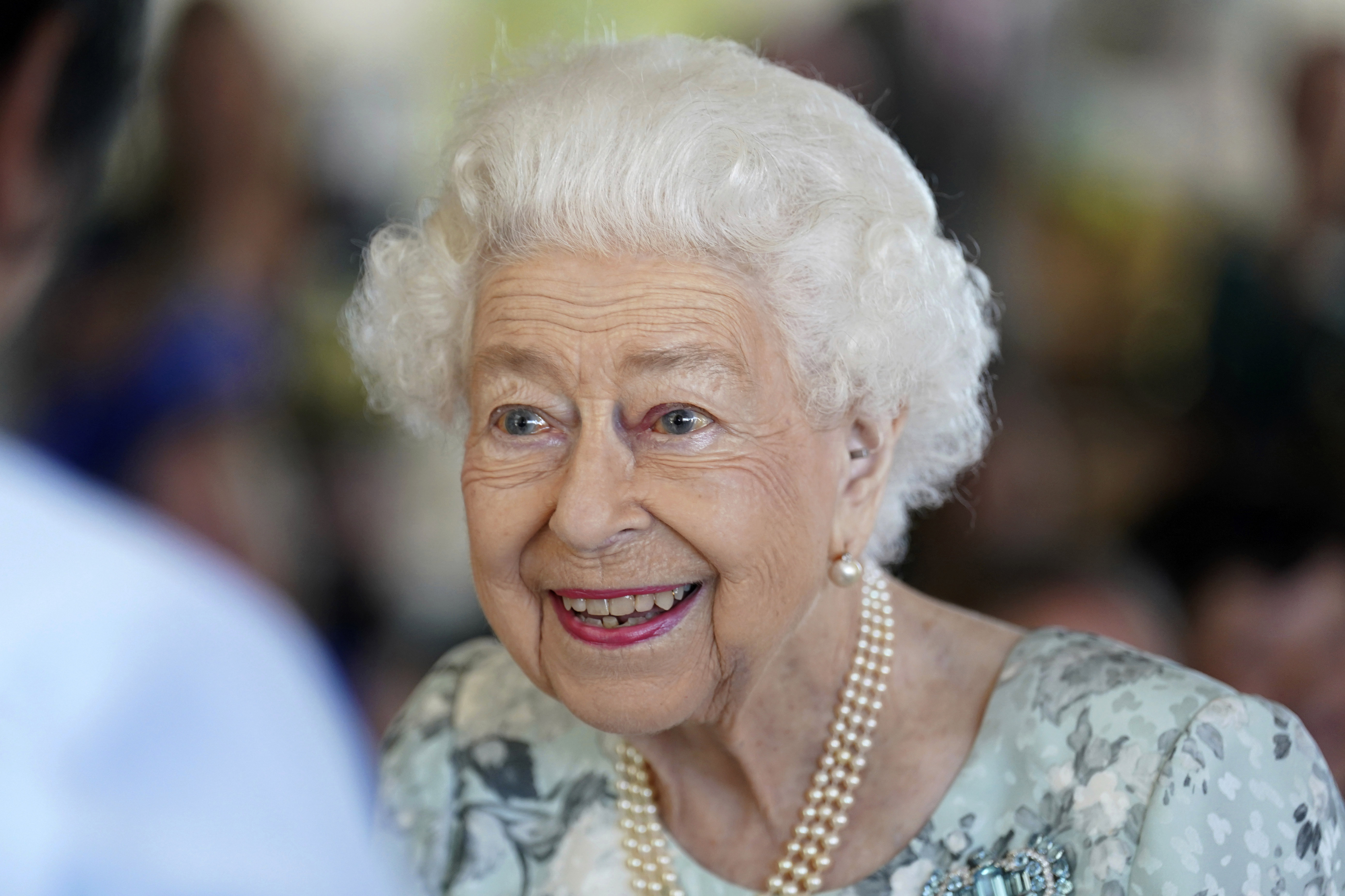 Queen Elizabeth II, Britains monarch for 70 years, dies