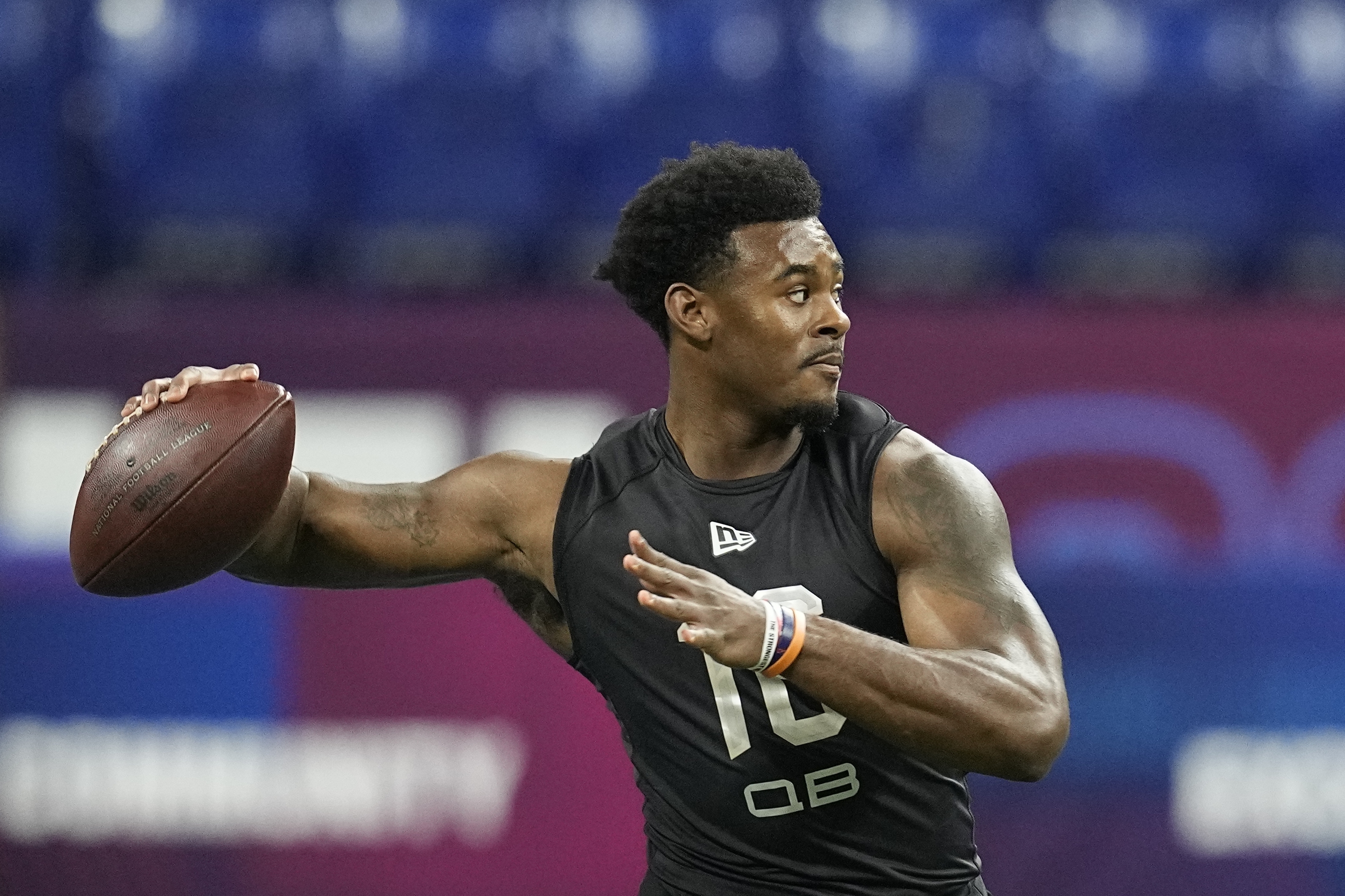 Dallas Cowboys 7-Round 2022 NFL Mock Draft: David Ojabo to replace Randy  Gregory?