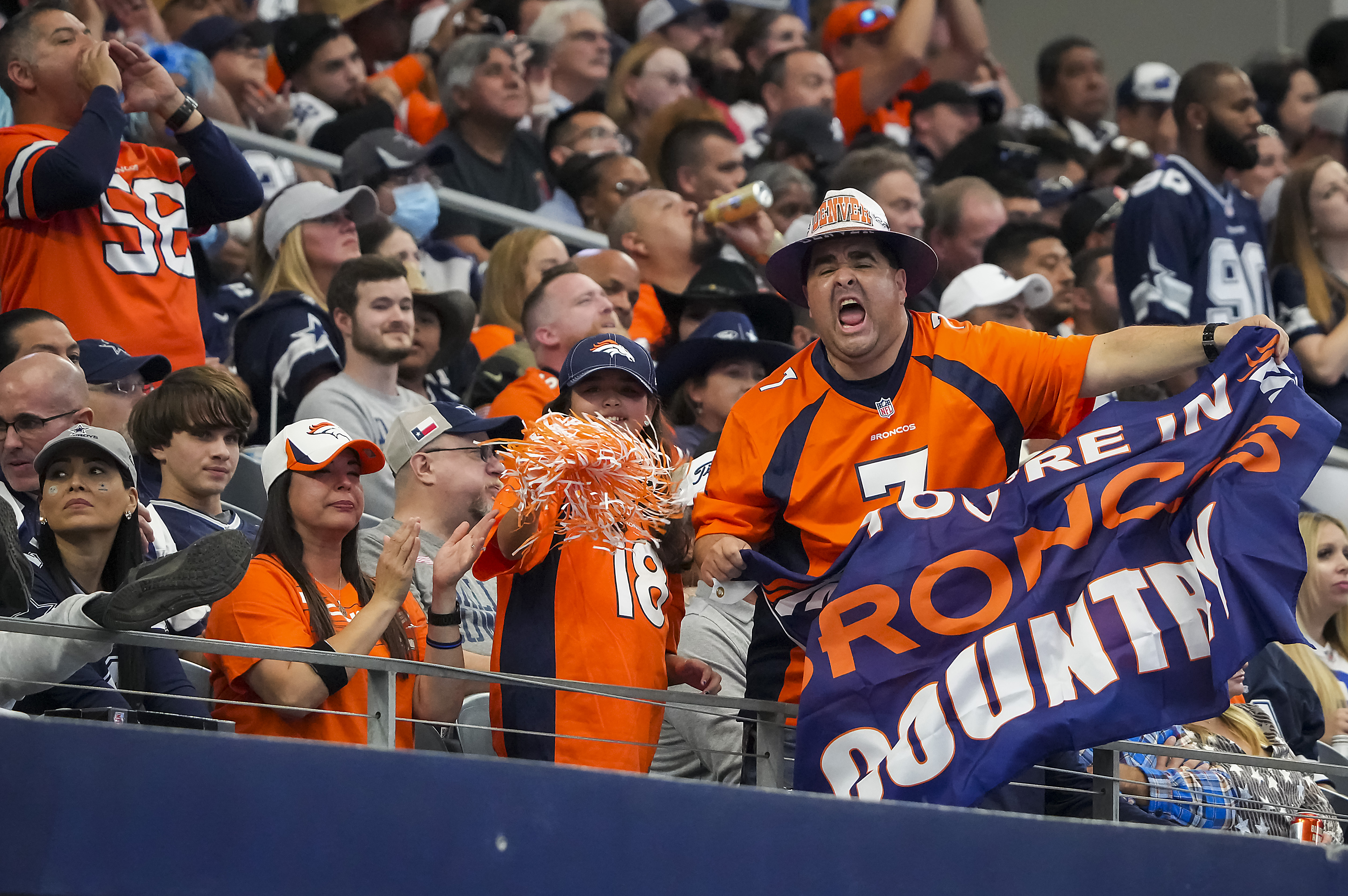 Cowboys blown out 30-16 by Broncos, ending 6-game win streak - KVIA