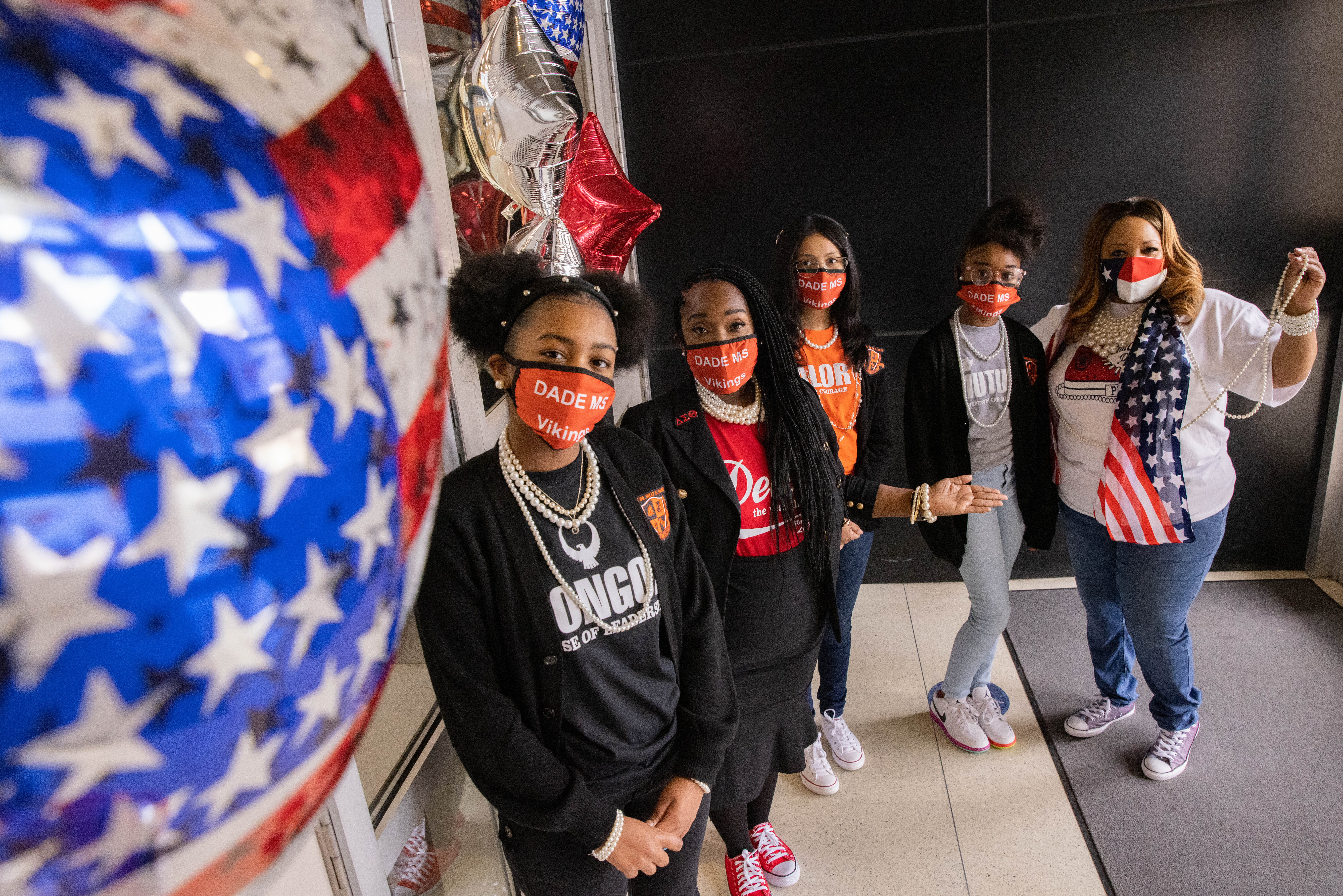 Pearls For The Girls Dallas Middle School Marks Kamala Harris Historic Rise