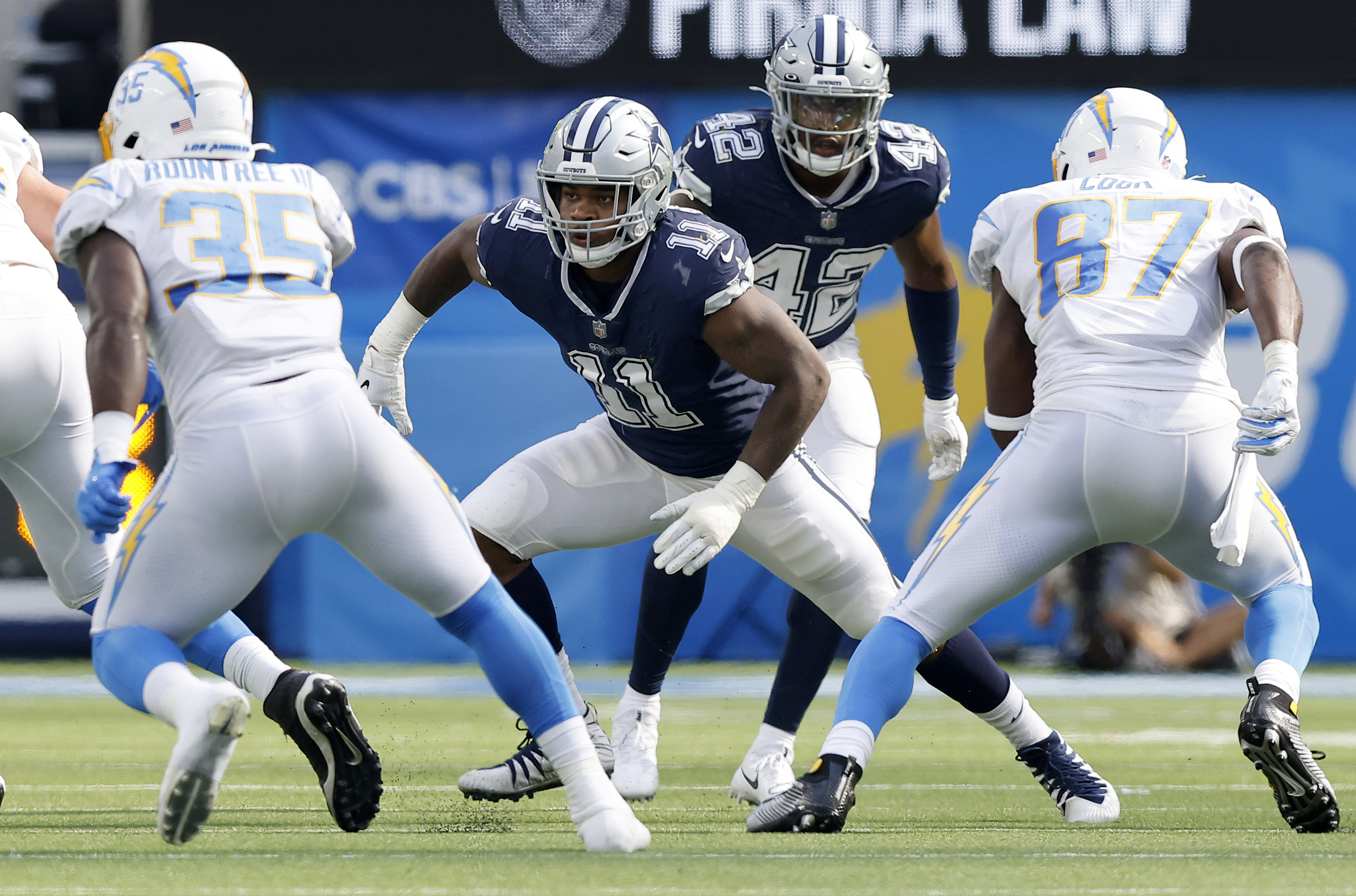 Cowboys LB Micah Parsons named 2021 PFWA Rookie of the Year