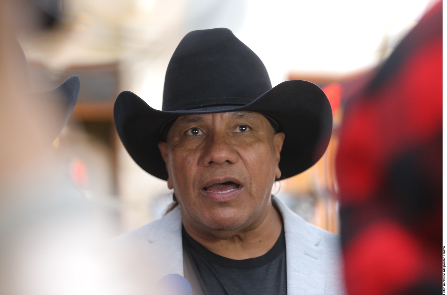 Lupe Esparza dio positivo a covid-19