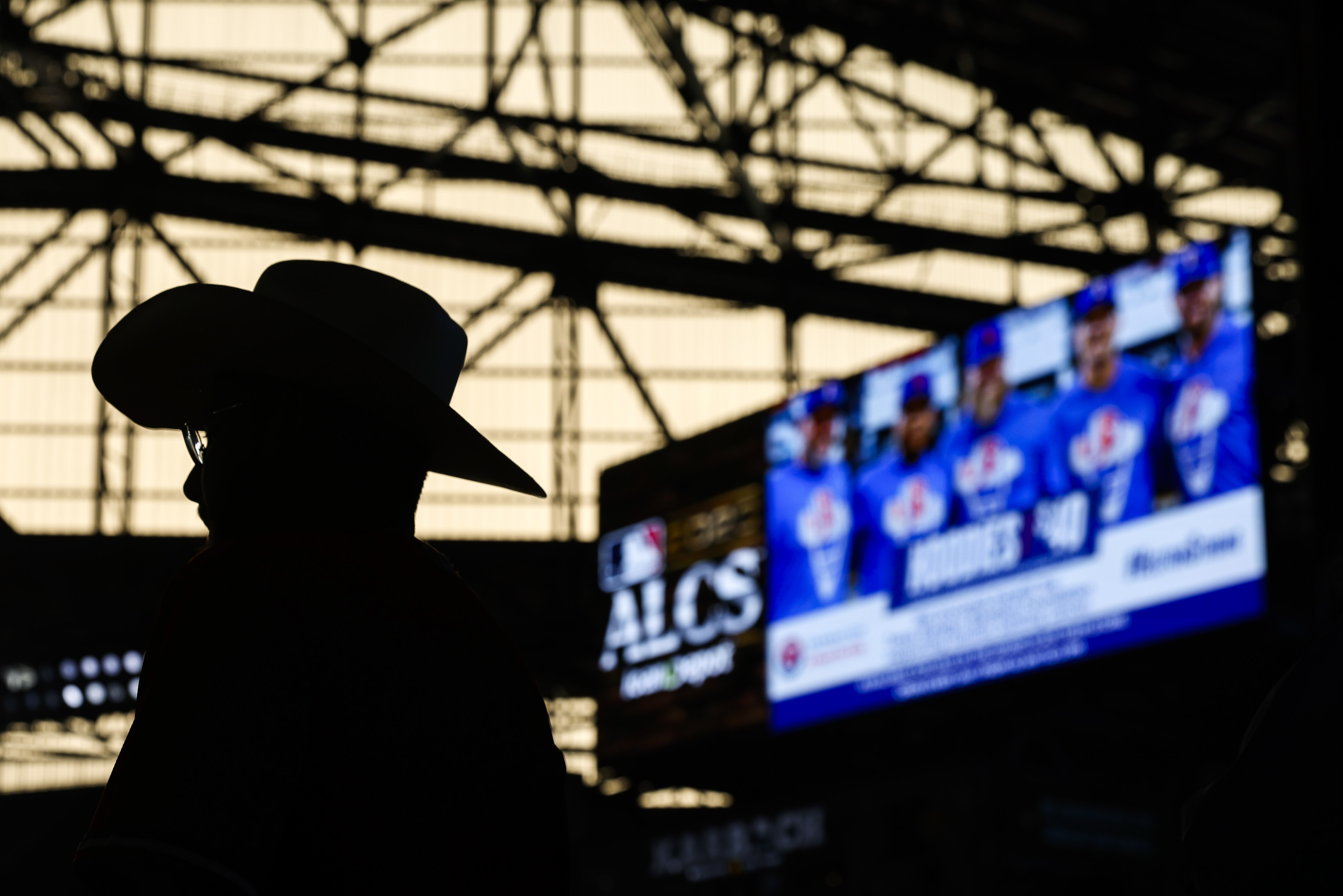 García, Rangers cap dominant weekend at Globe Life Field with