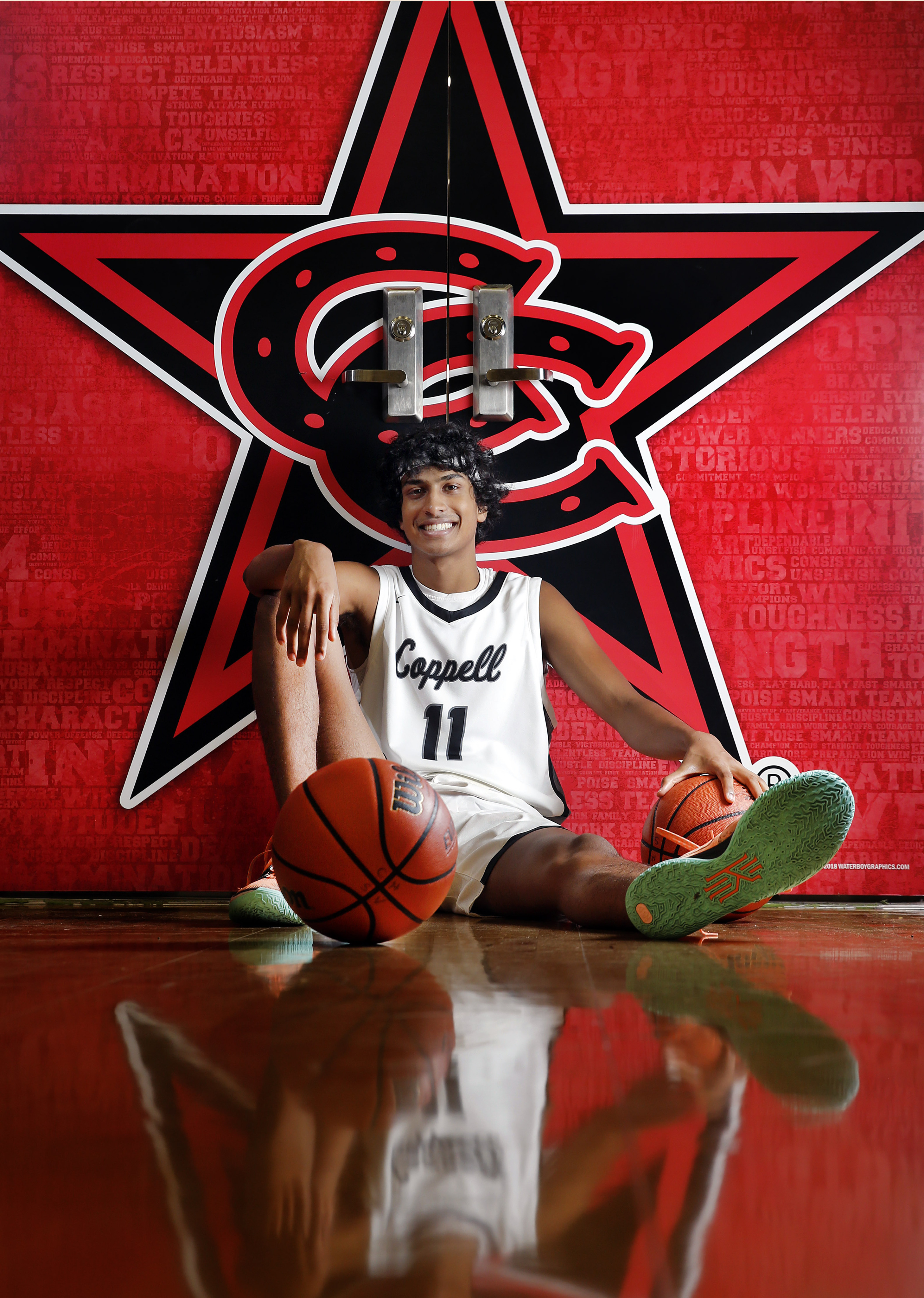 High School Basketball Star Mikey Williams Signs With Excel Sports