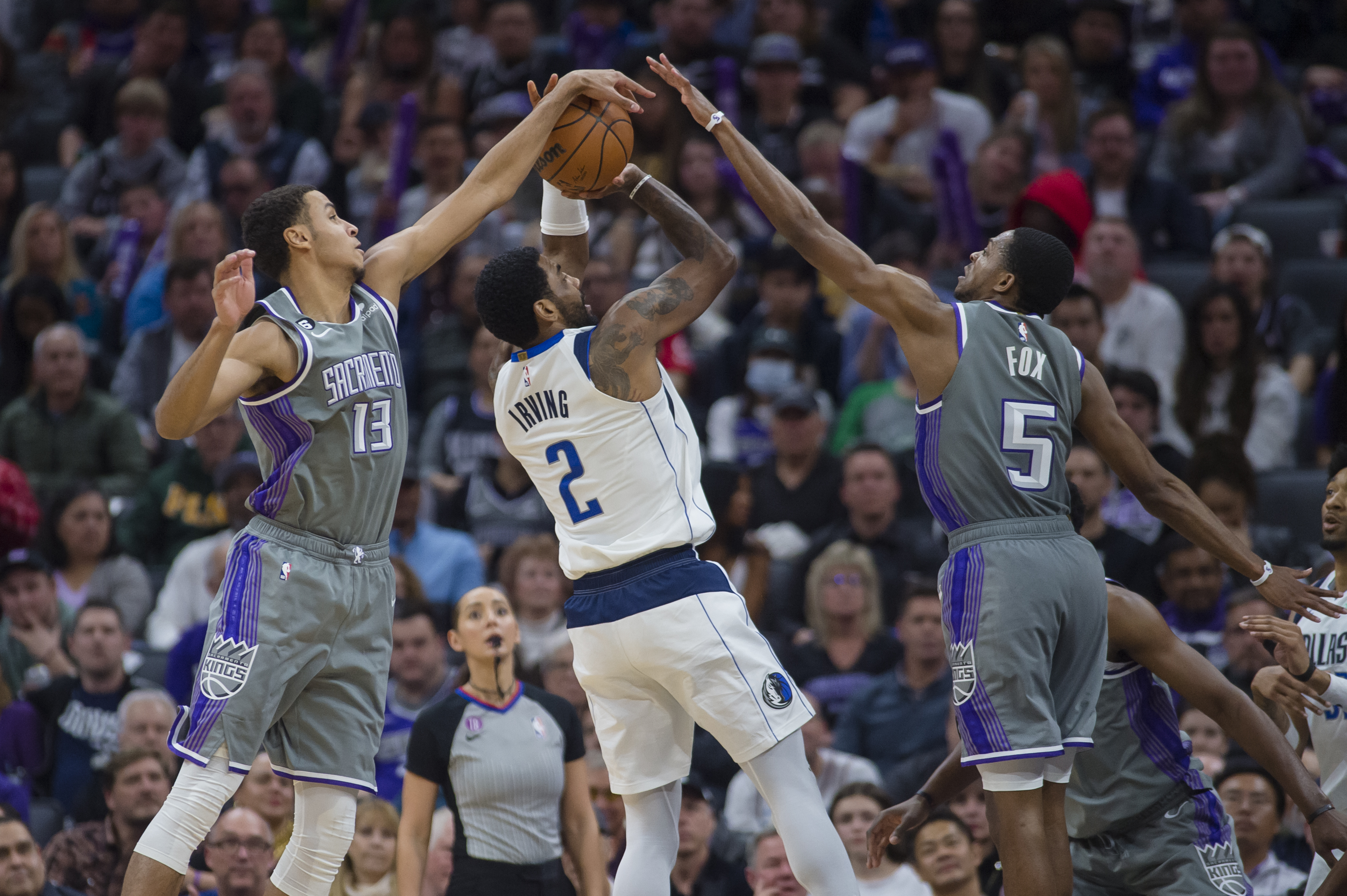 Clutch Kyrie Irving leads Mavericks past Kings for another flashy Luka  Doncic-less win