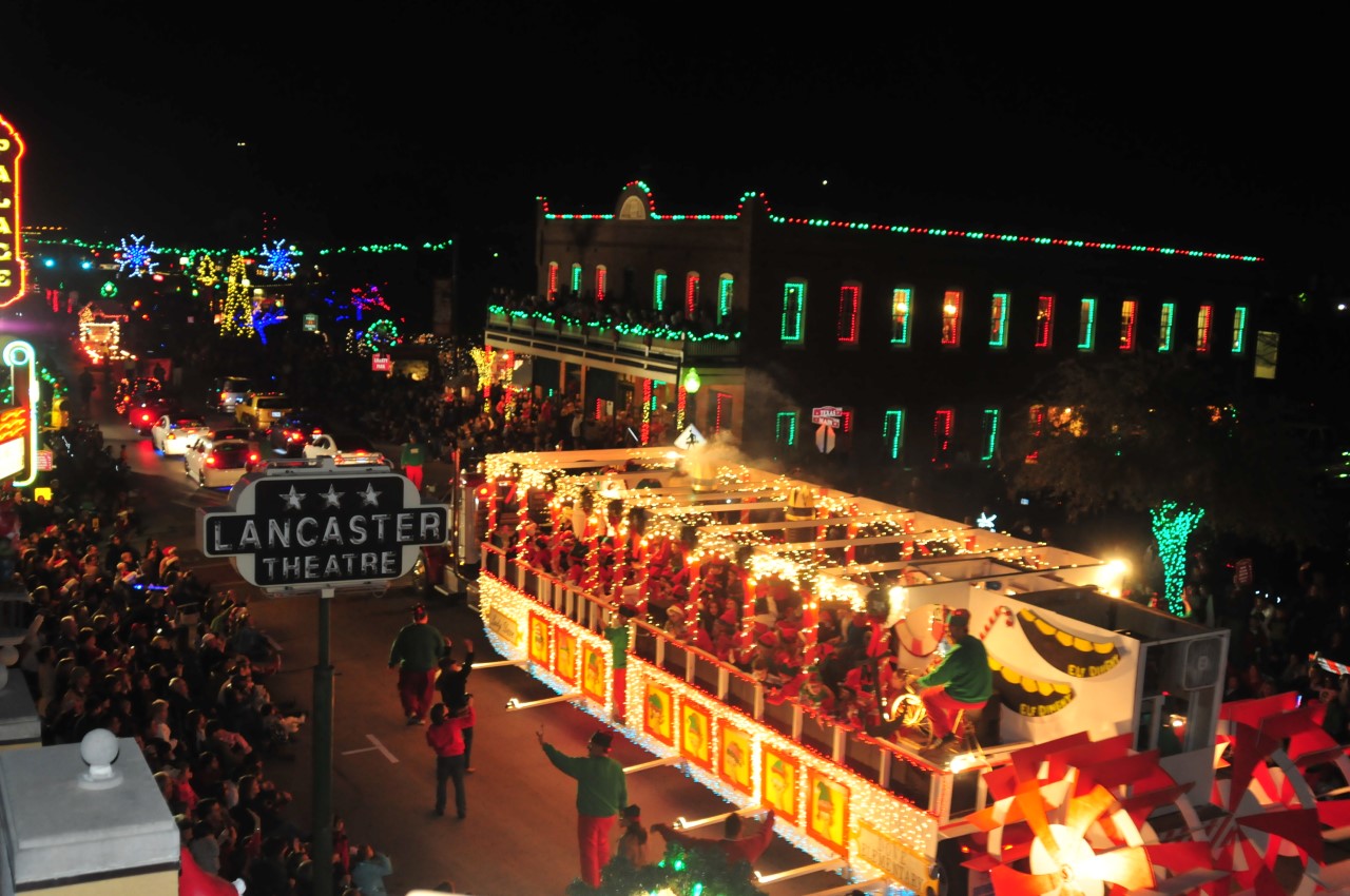 Grove Oklahoma Christmas Parade 2022 Grapevine Announces Two Christmas Parades For Early December