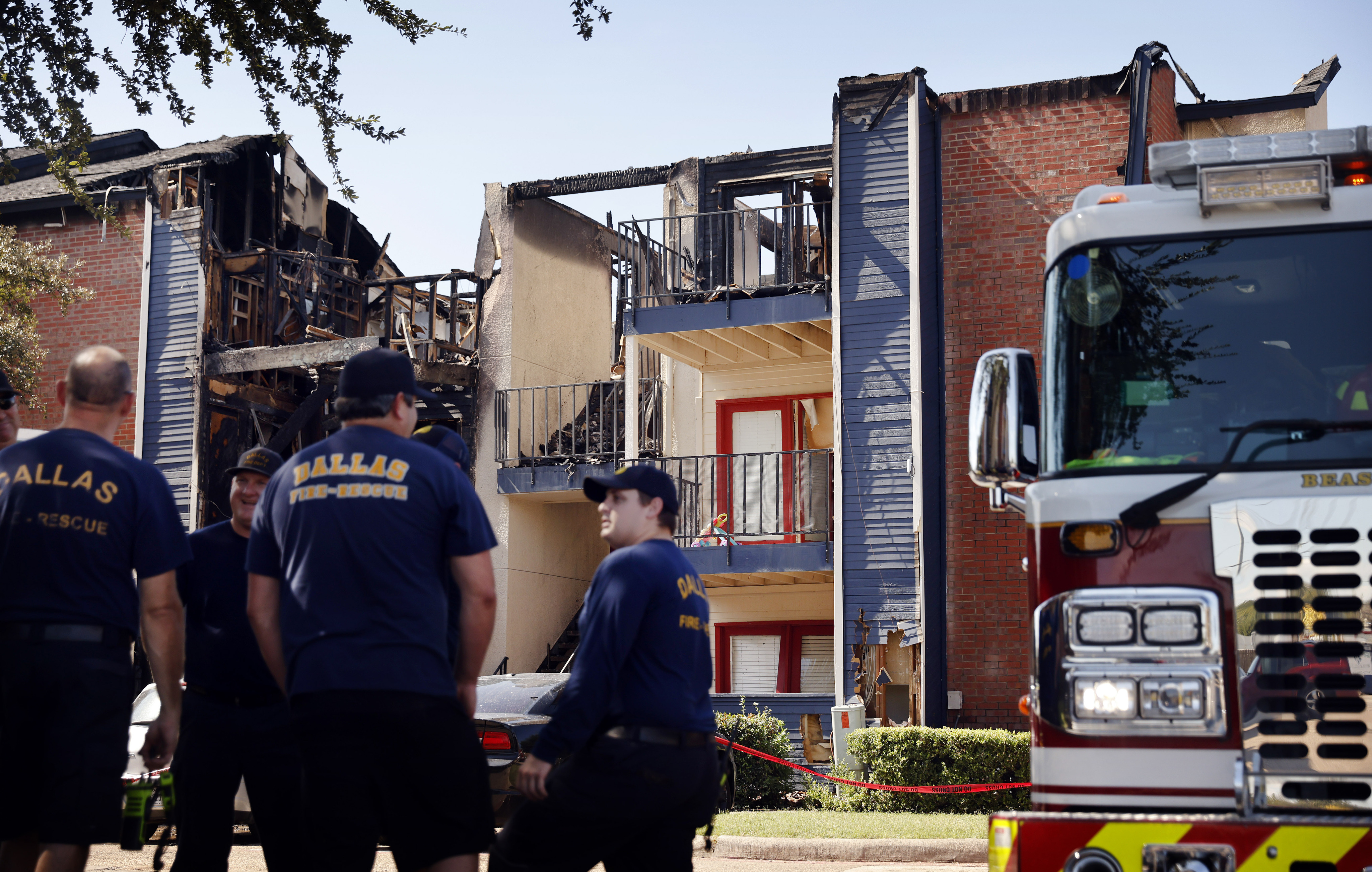 Residents Of About Two Dozen Apartments Displaced By Fire In Far East Dallas