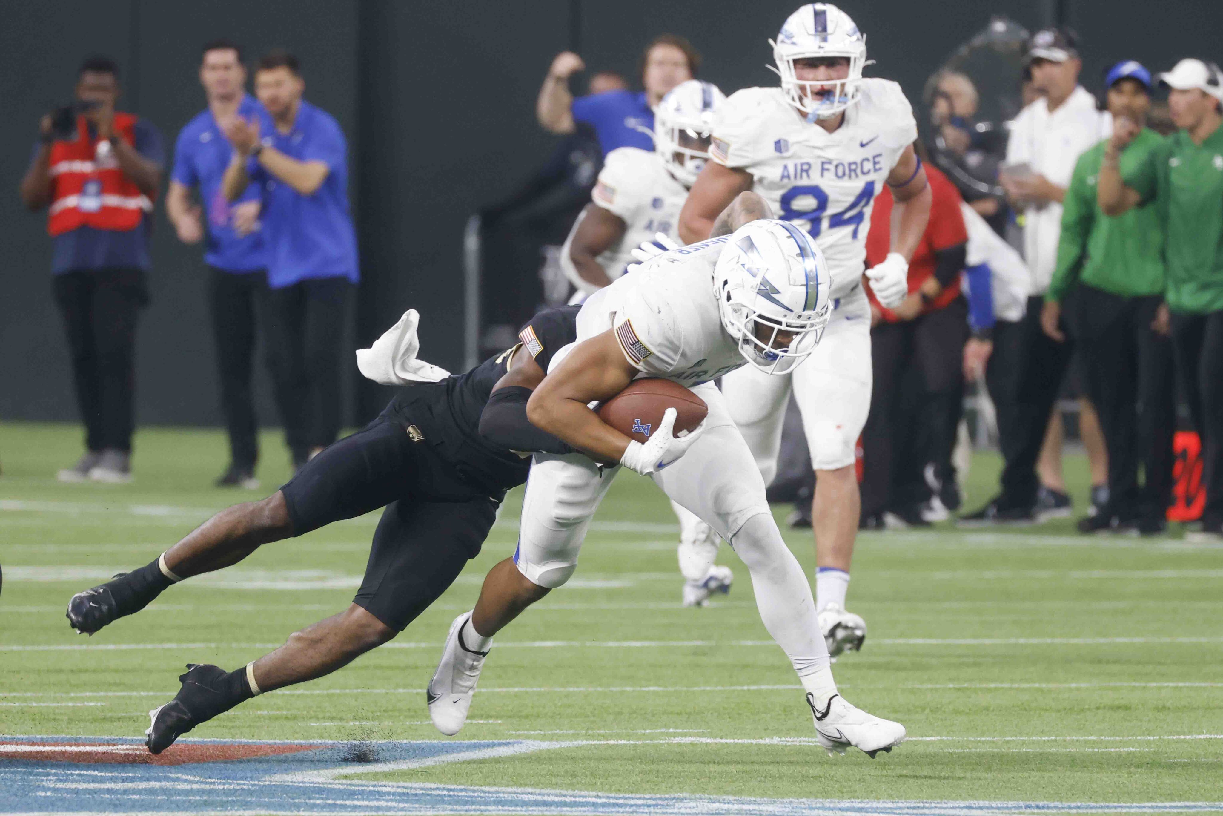 Photos: Air Force Players Kiss Commander-in-Chief’s Trophy, Celebrate ...