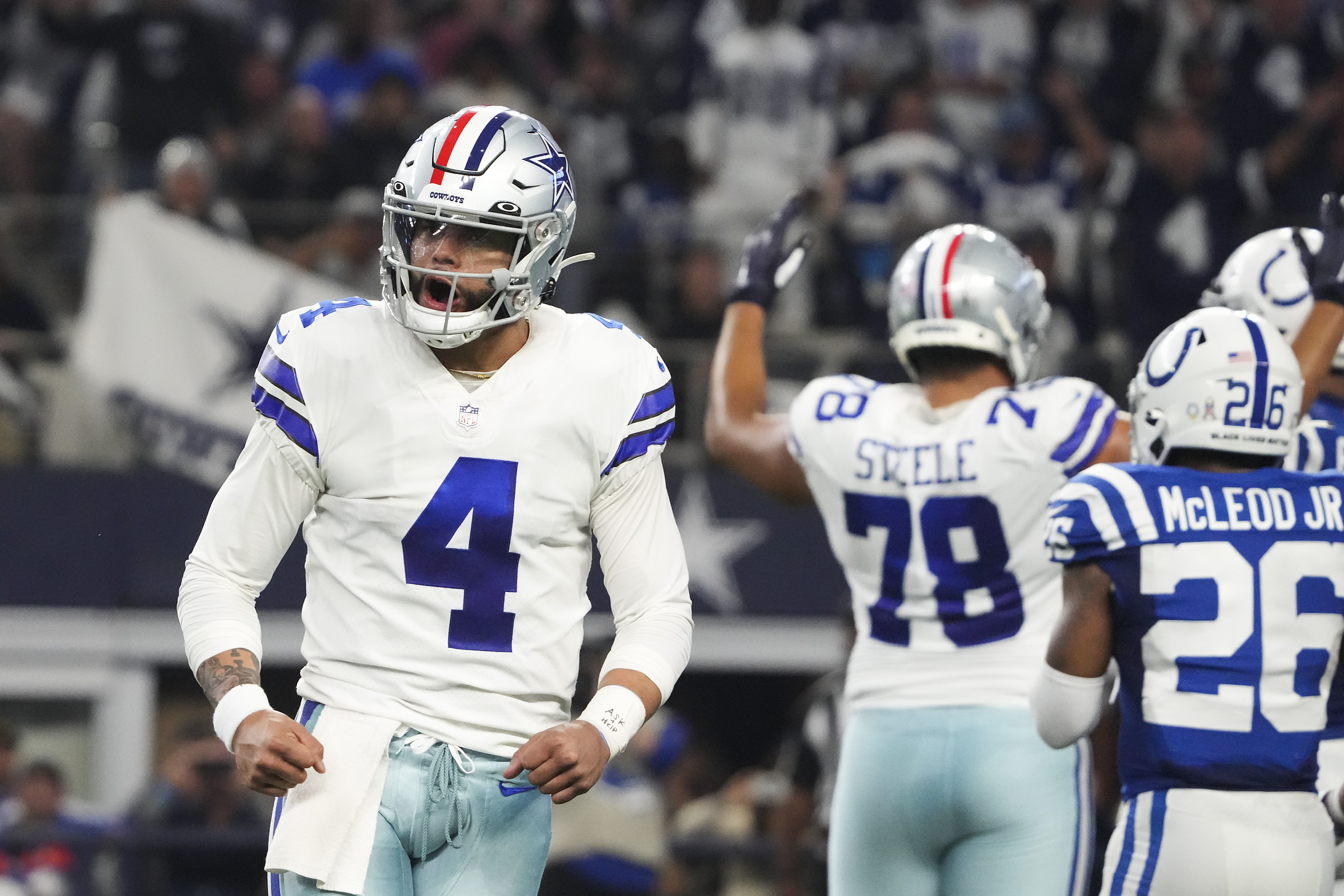 Colts visit Cowboys, Dak Prescott on 'Sunday Night Football'