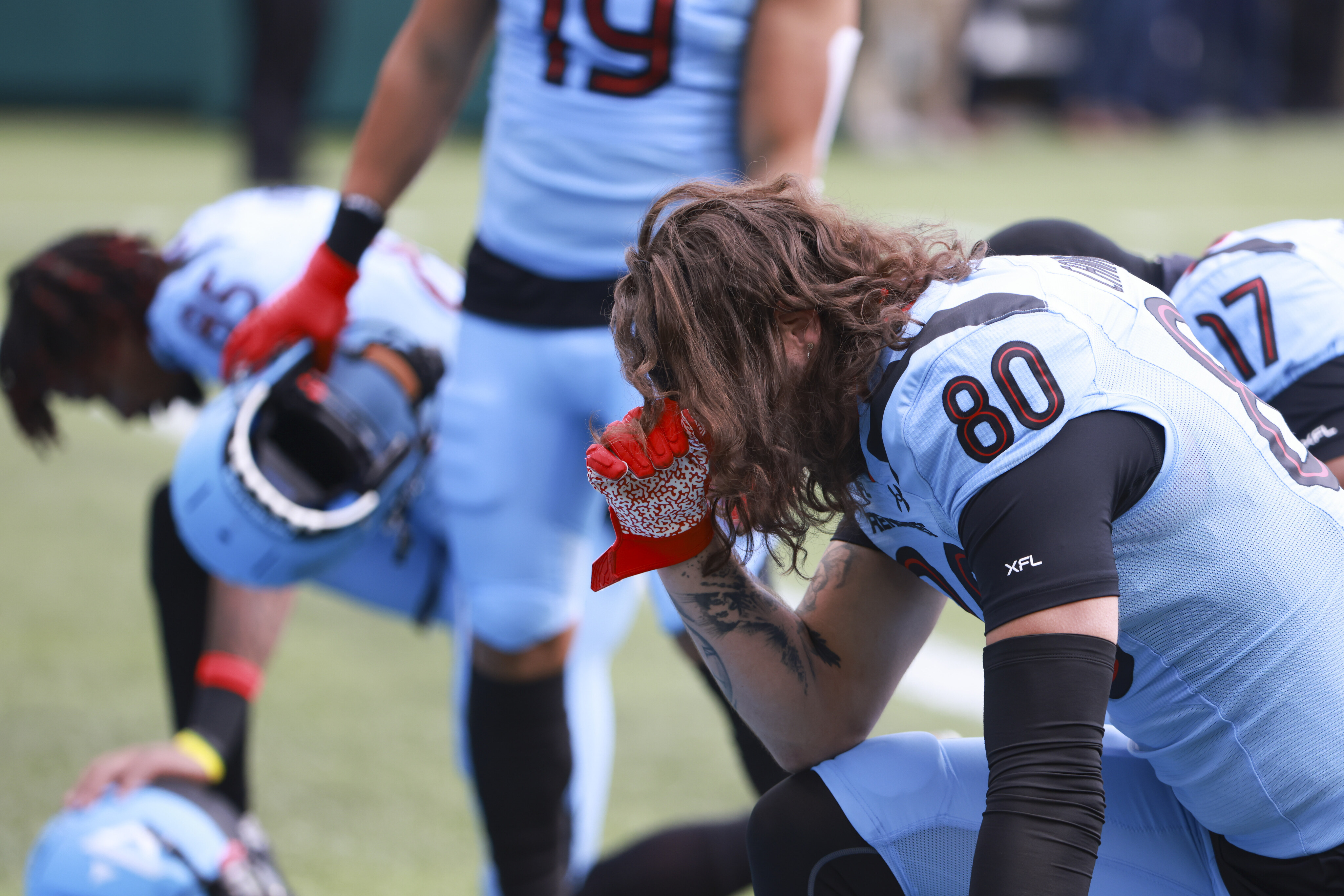 Hello, win column (and The Rock, too): See photos of the Arlington ...