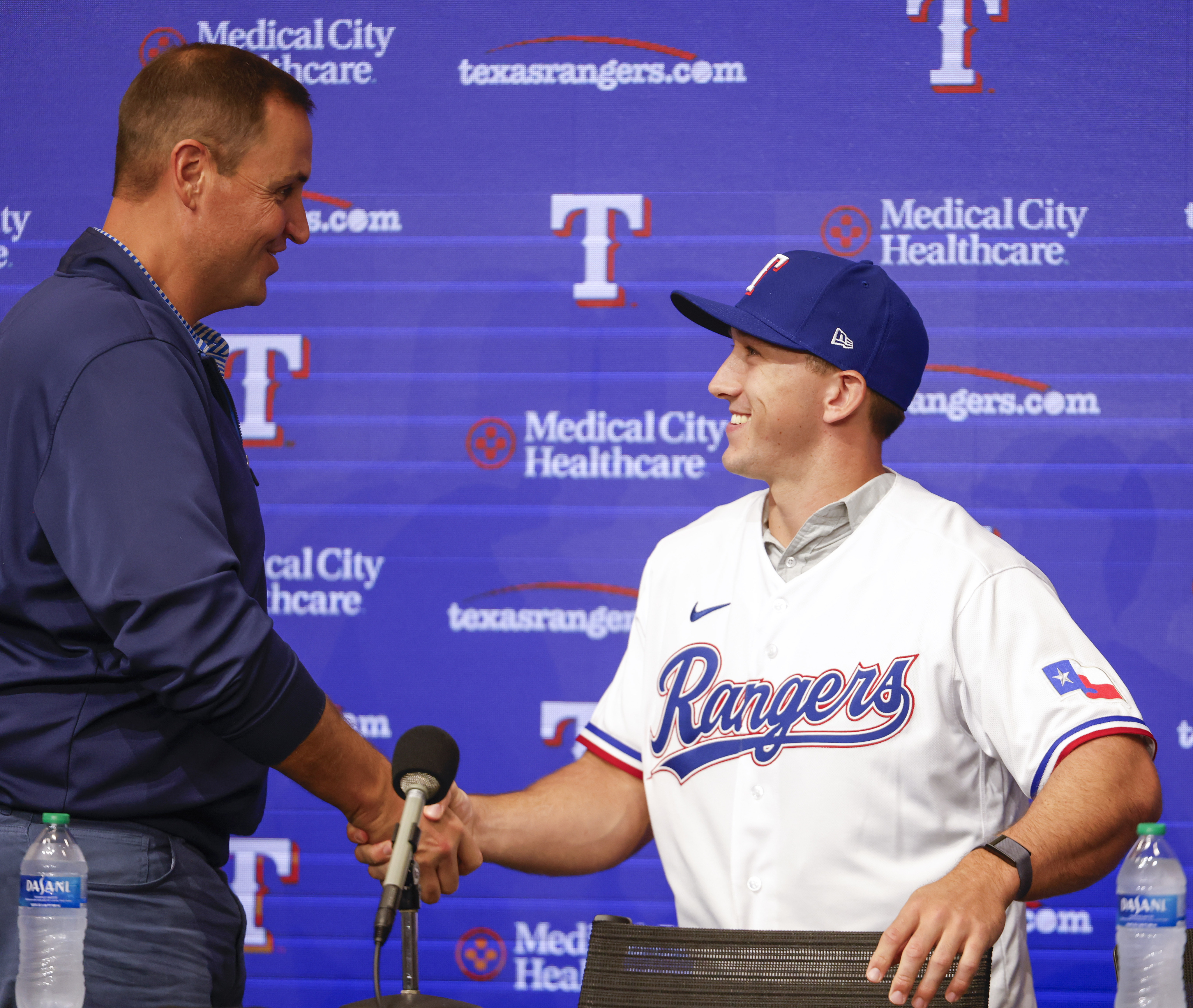 Rangers sign fourth-overall draft pick Wyatt Langford with near-record  signing bonus