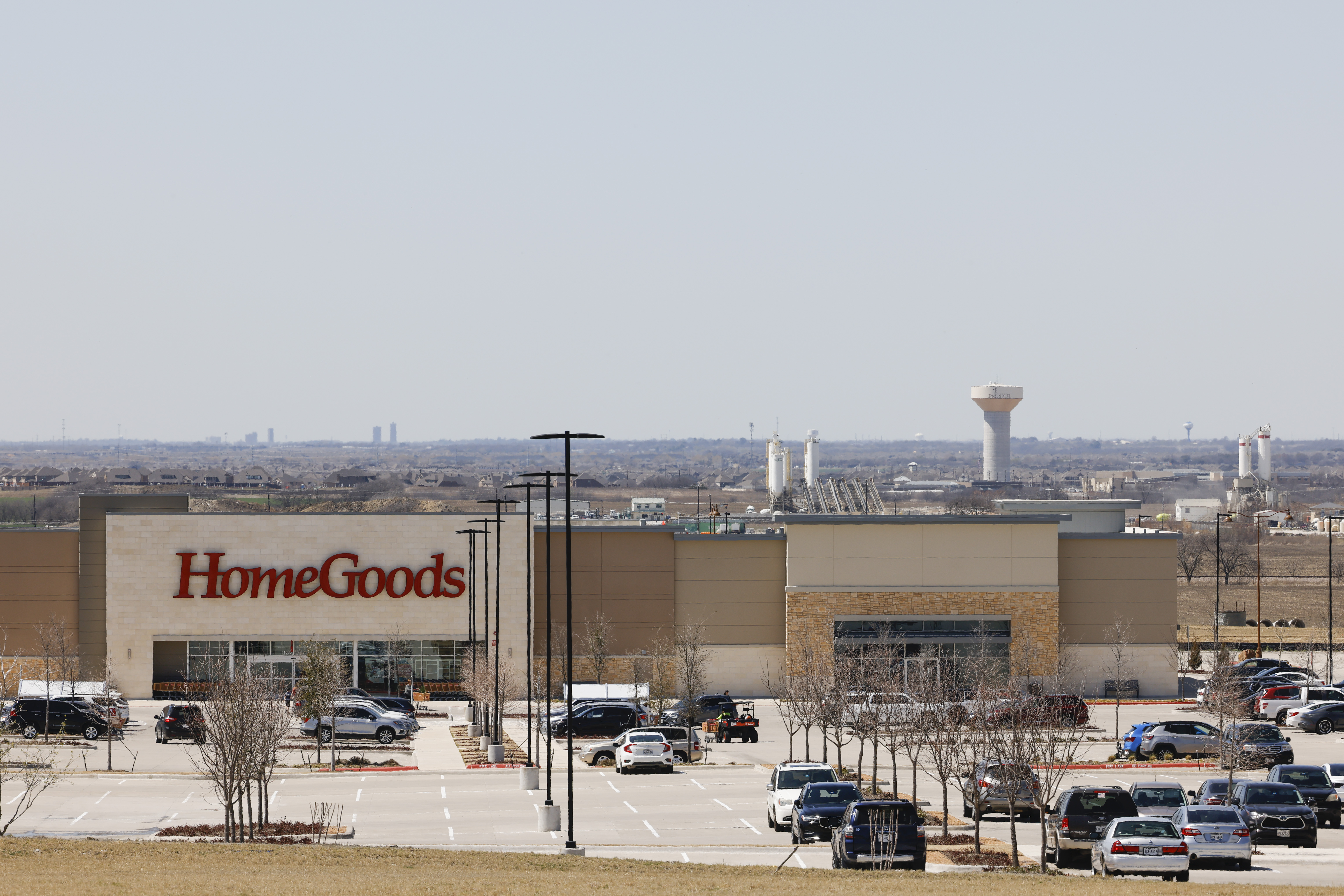 HomeGoods' Online Store Closing: What Shoppers Should Know