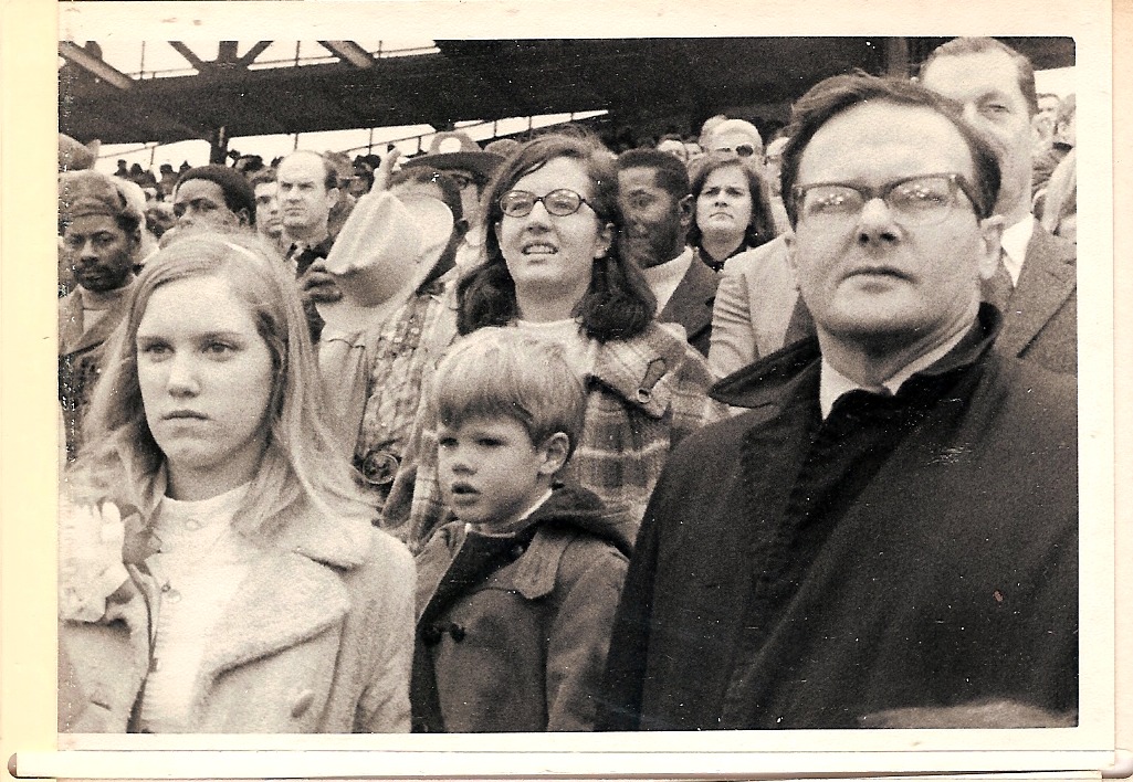 Norma Hunt, wife of the Kansas City Chiefs founder, dies at 85 : NPR