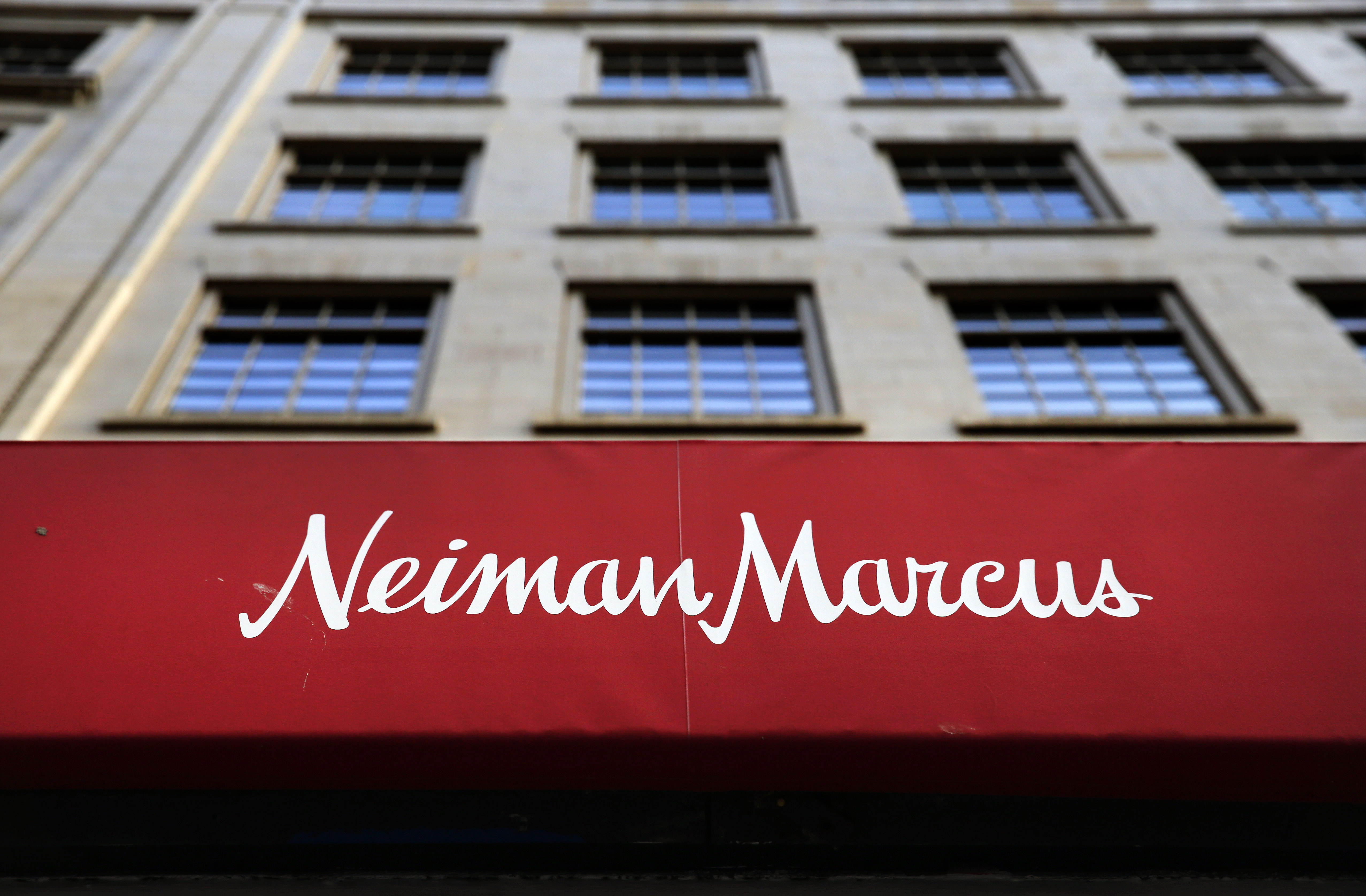 NEIMAN MARCUS SALES ASSOCIATE LOVE - The Middle Page