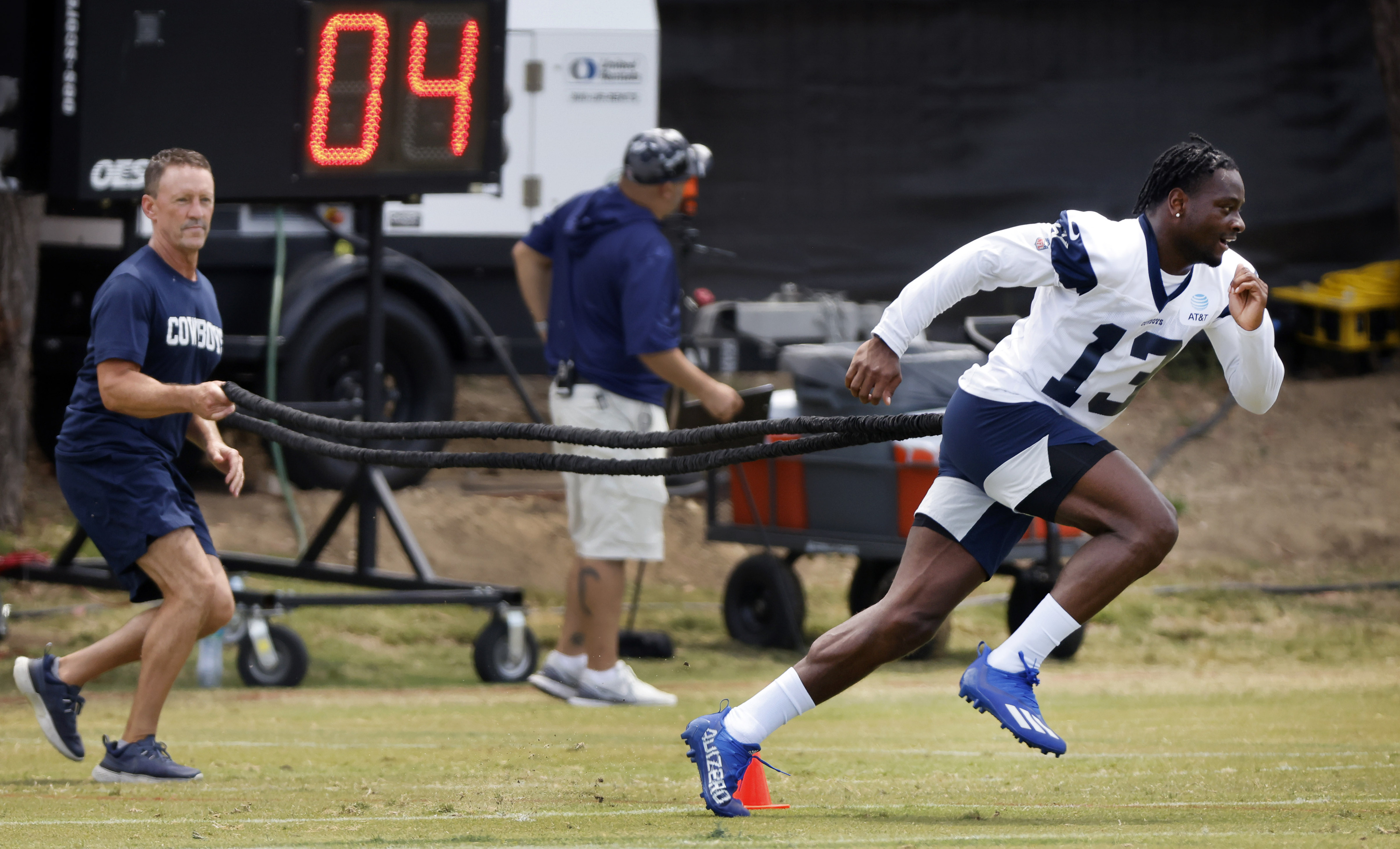 Jerry Jones won't comment on Cowboys WR Michael Gallup's availability for  Week 3