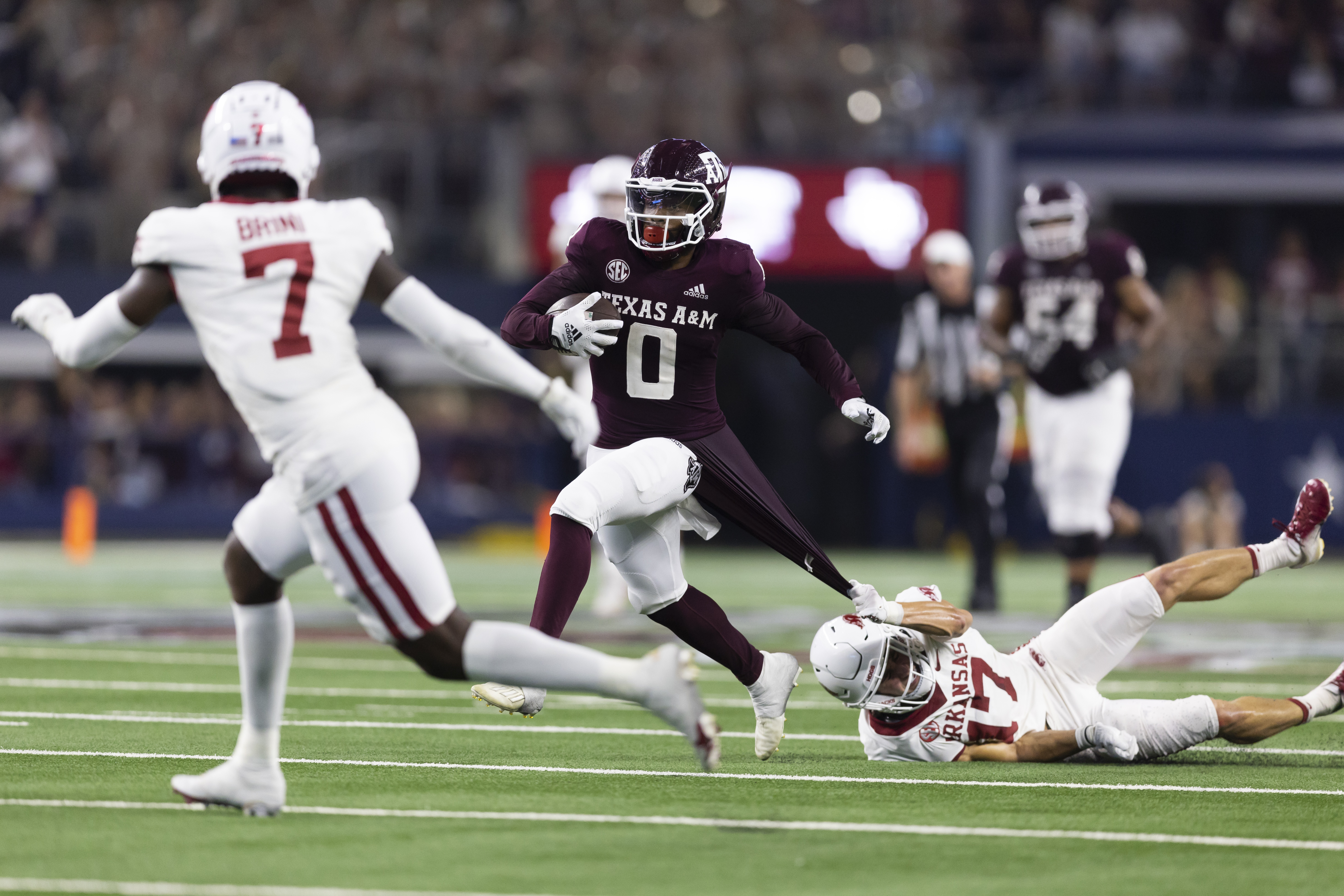 Wing Prices Down Heading Into Super Bowl - Texas A&M Today