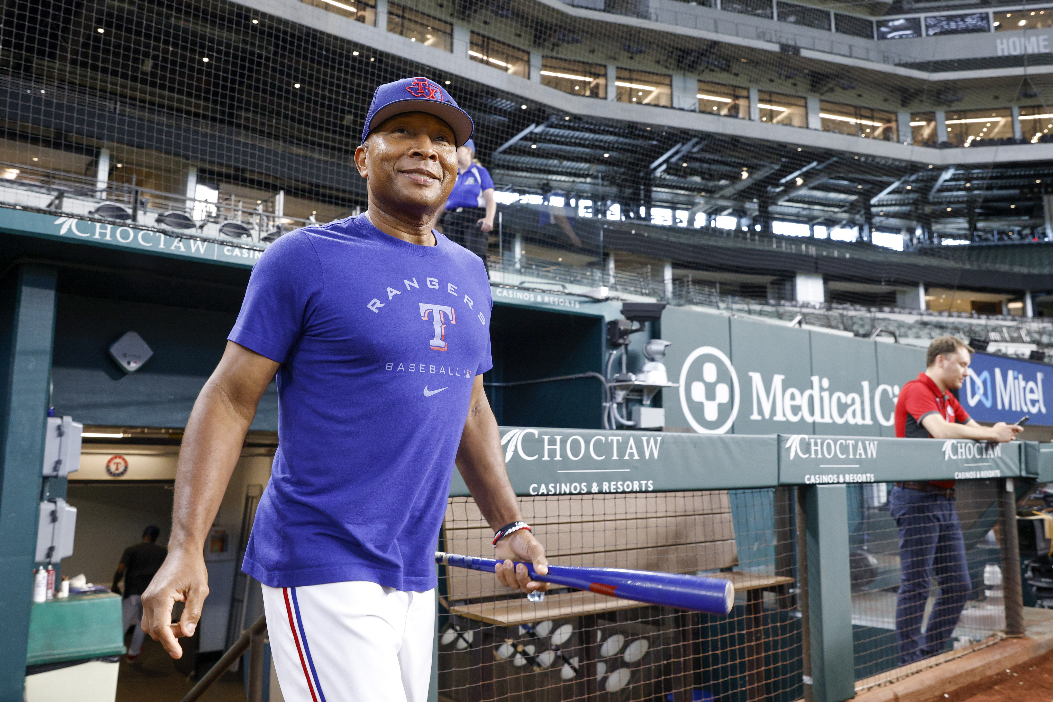 Rangers third base coach Tony Beasley diagnosed with cancer - NBC Sports