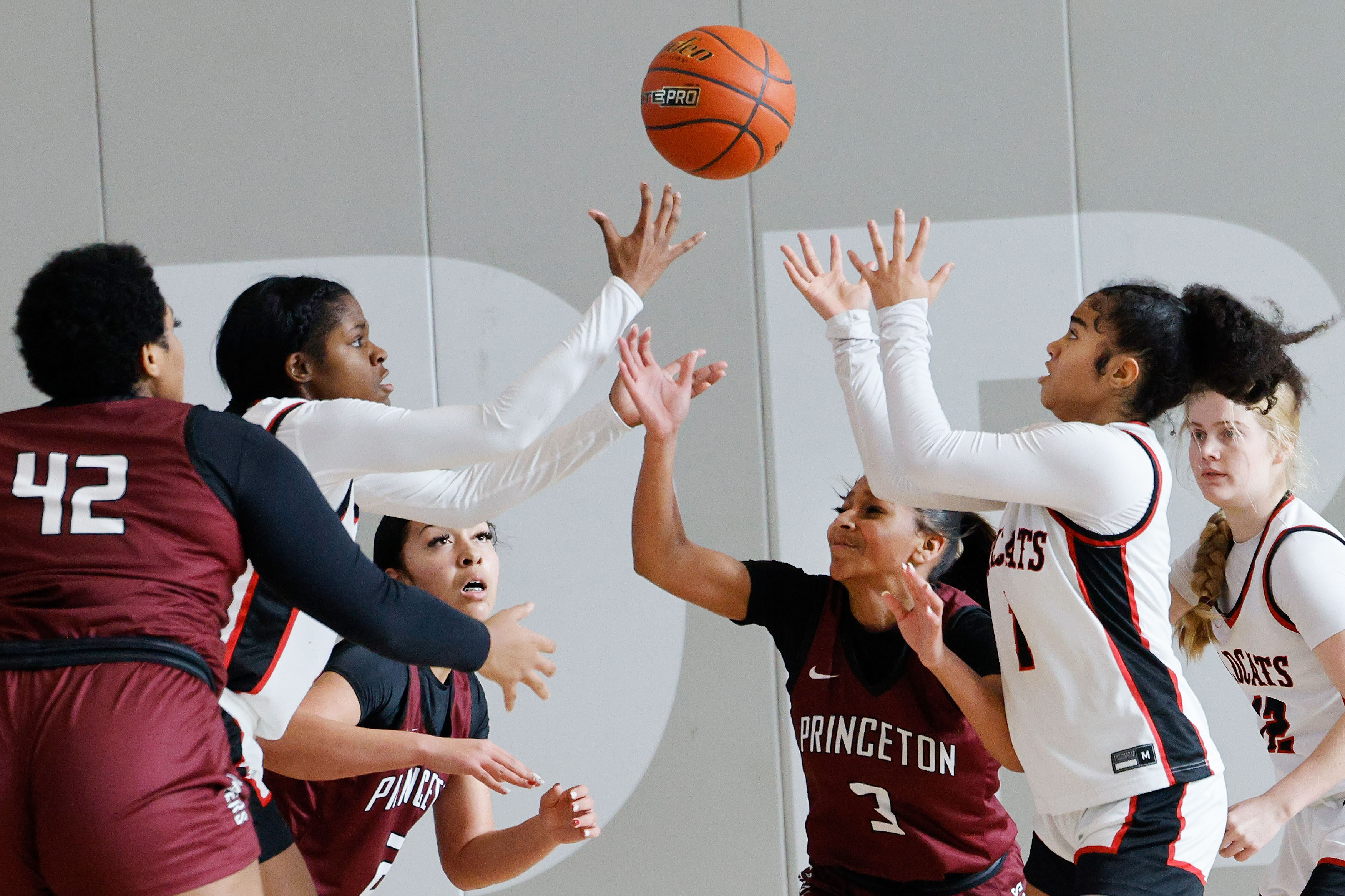 Thursday girls basketball: Timberview downs Arkansas' top team; SL