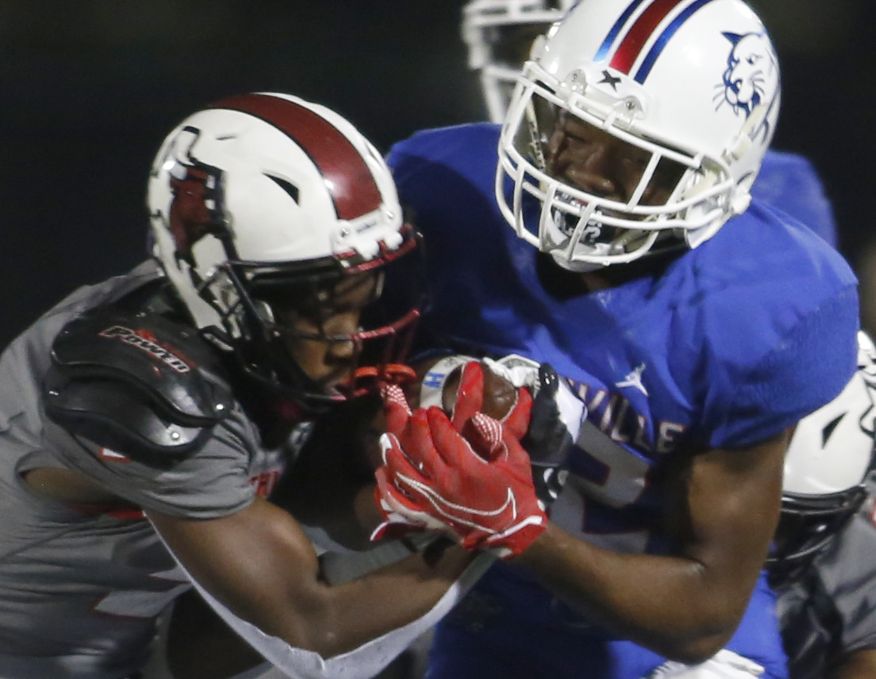 Duncanville, Cedar Hill Take Rivalry to Arlington's Globe Life Field Friday  – NBC 5 Dallas-Fort Worth