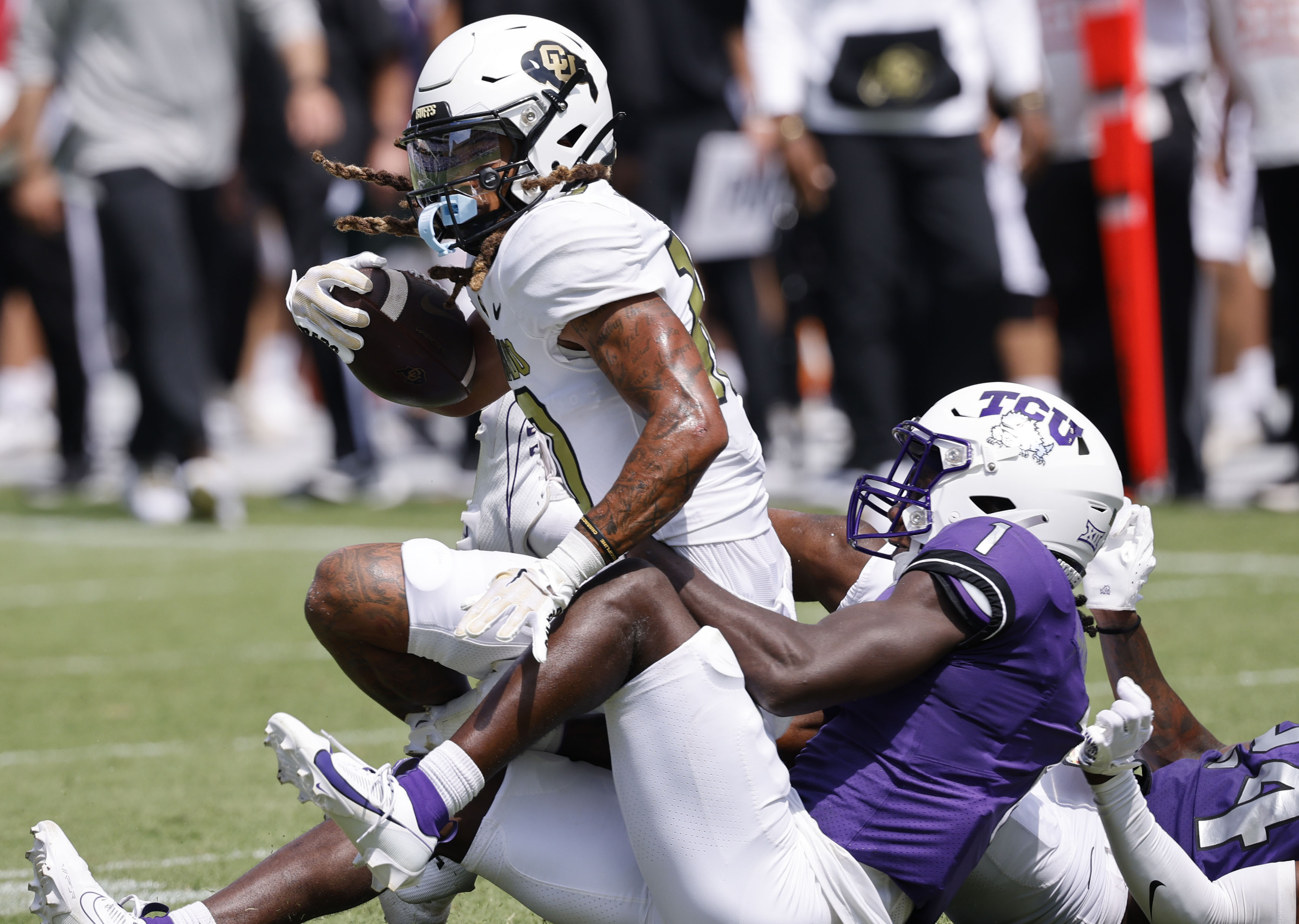 Colorado pulls off opening shocker in Deion Sanders' debut, 45-42 over No.  17 TCU