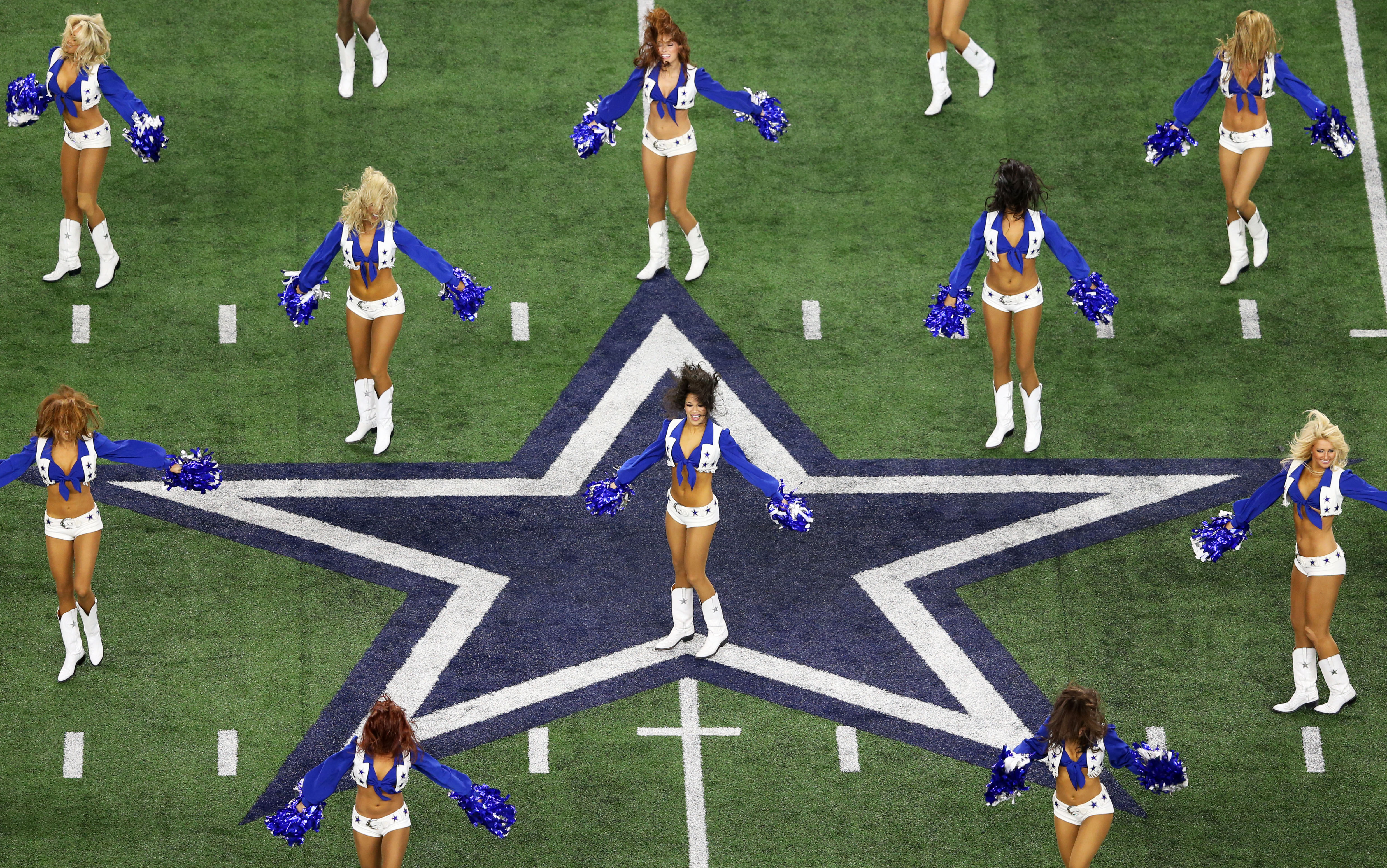 Photos: Dallas Cowboys Cheerleaders 2018 – NBC 5 Dallas-Fort Worth