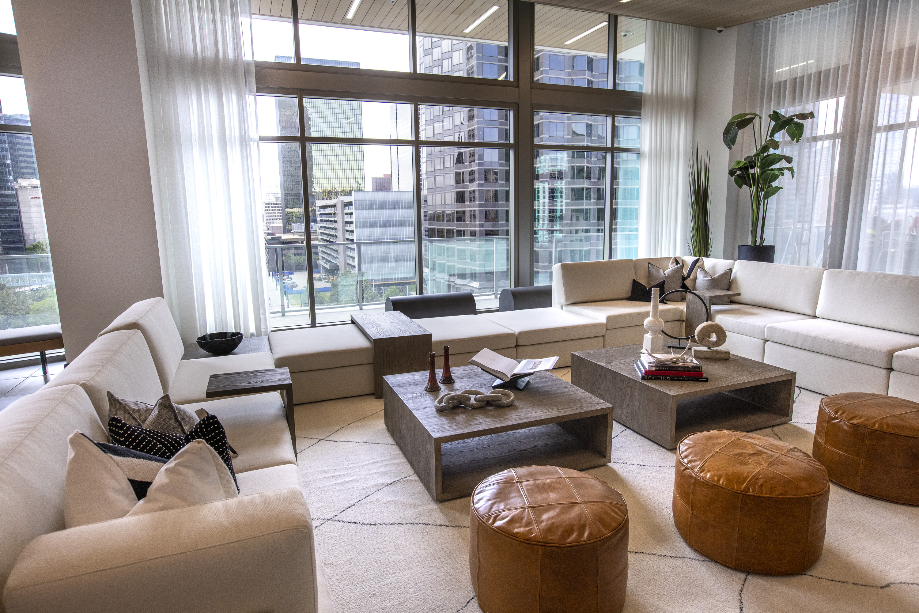 High Style High Rise Opens In Dallas Arts District