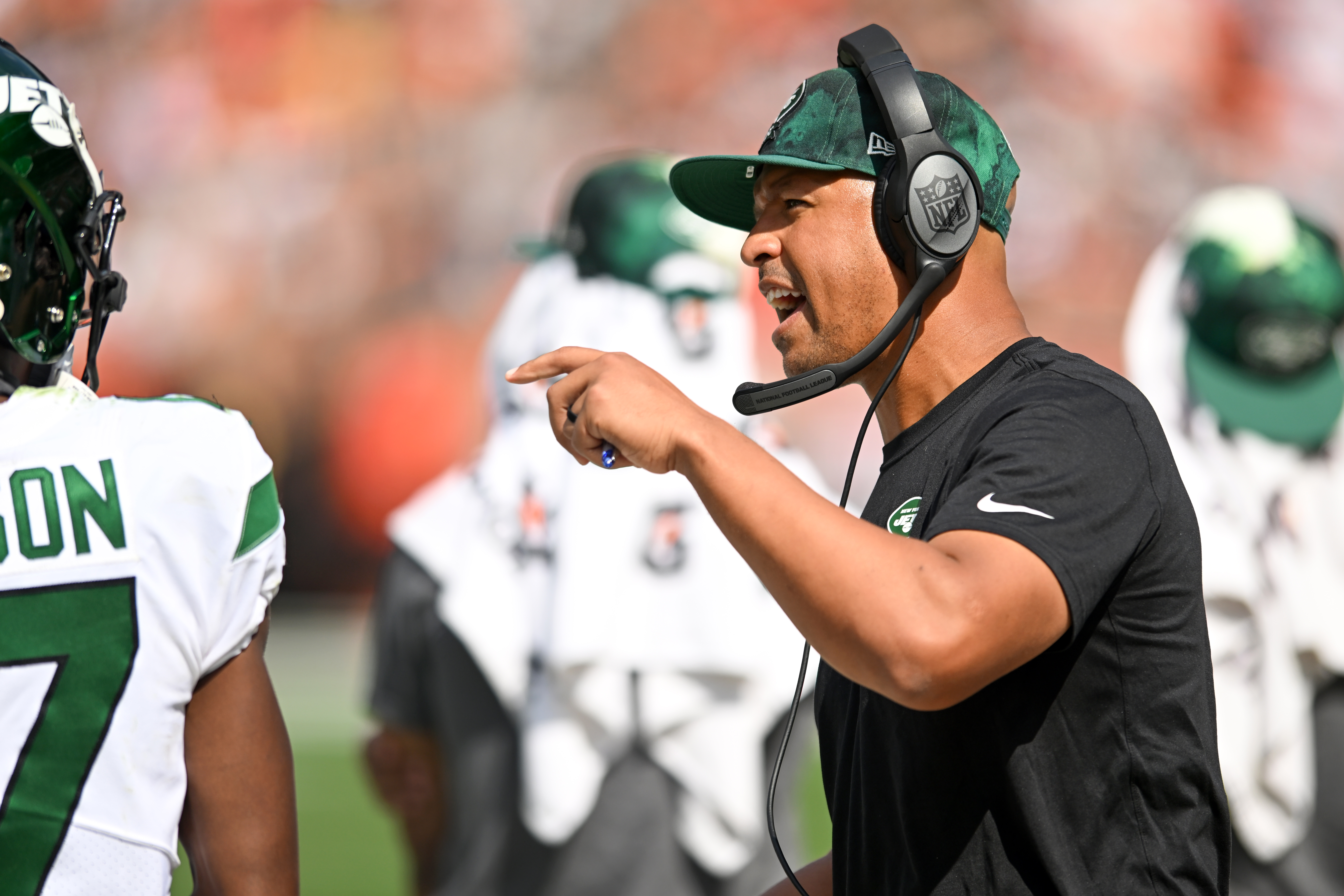 The Jeffersons reunion: It's father vs. son Sunday when Jets coach