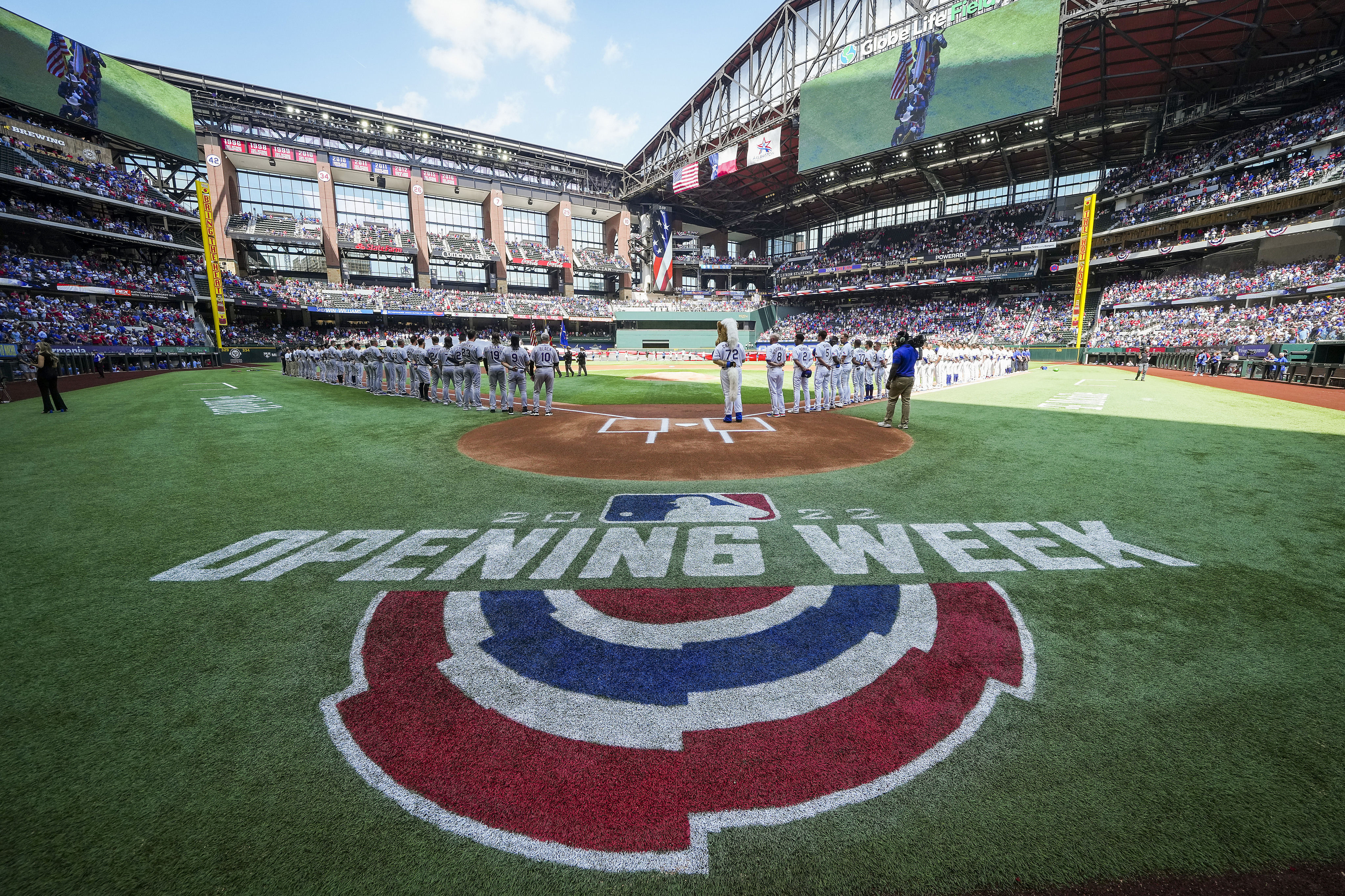 Texas Rangers announce new “Texas-sized” treats at the ballpark