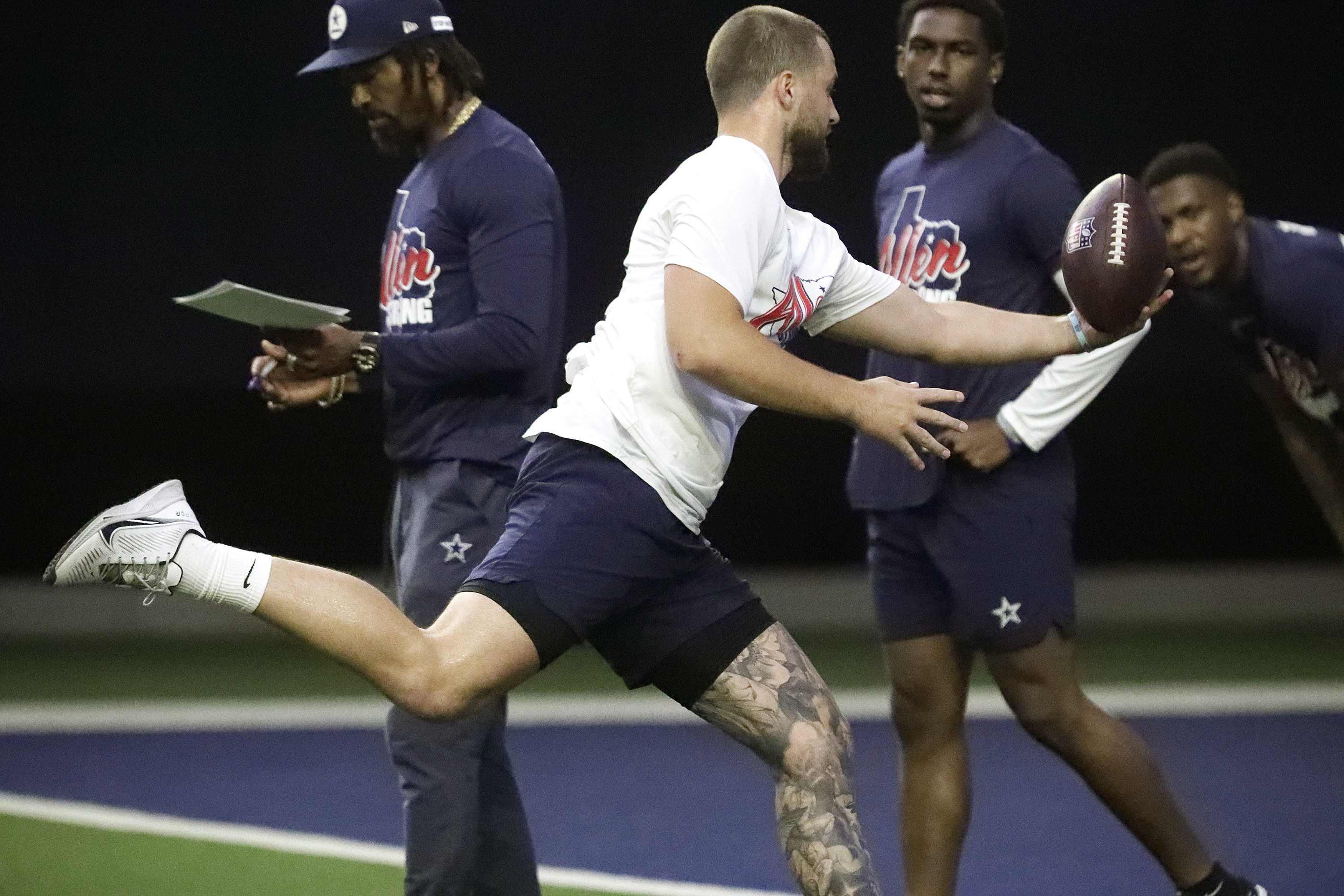 Dallas Cowboys pay tribute to Allen mall shooting victims with custom T- shirts