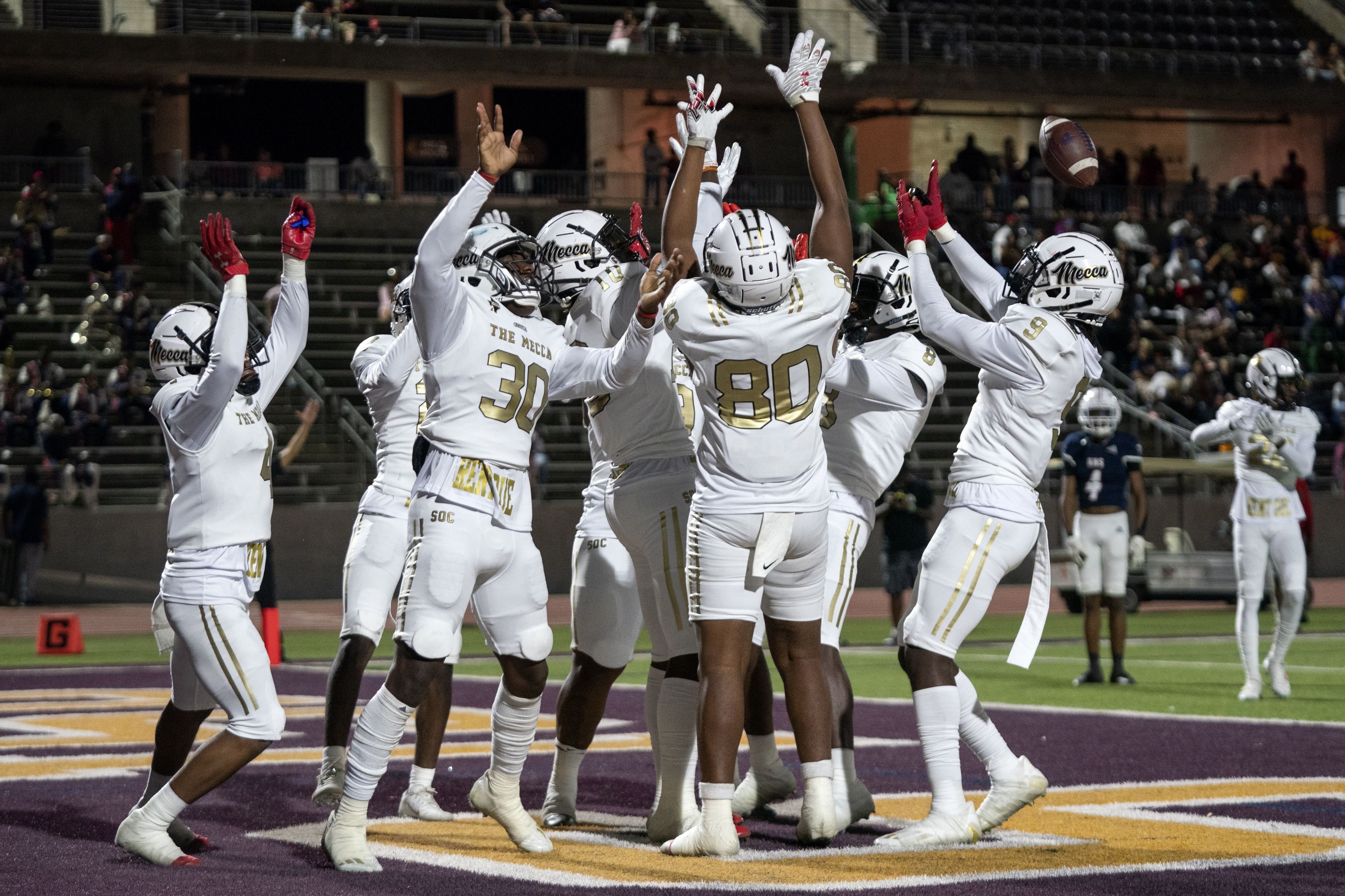 Dallas ISD football district has its 4 playoff teams with 3 weeks