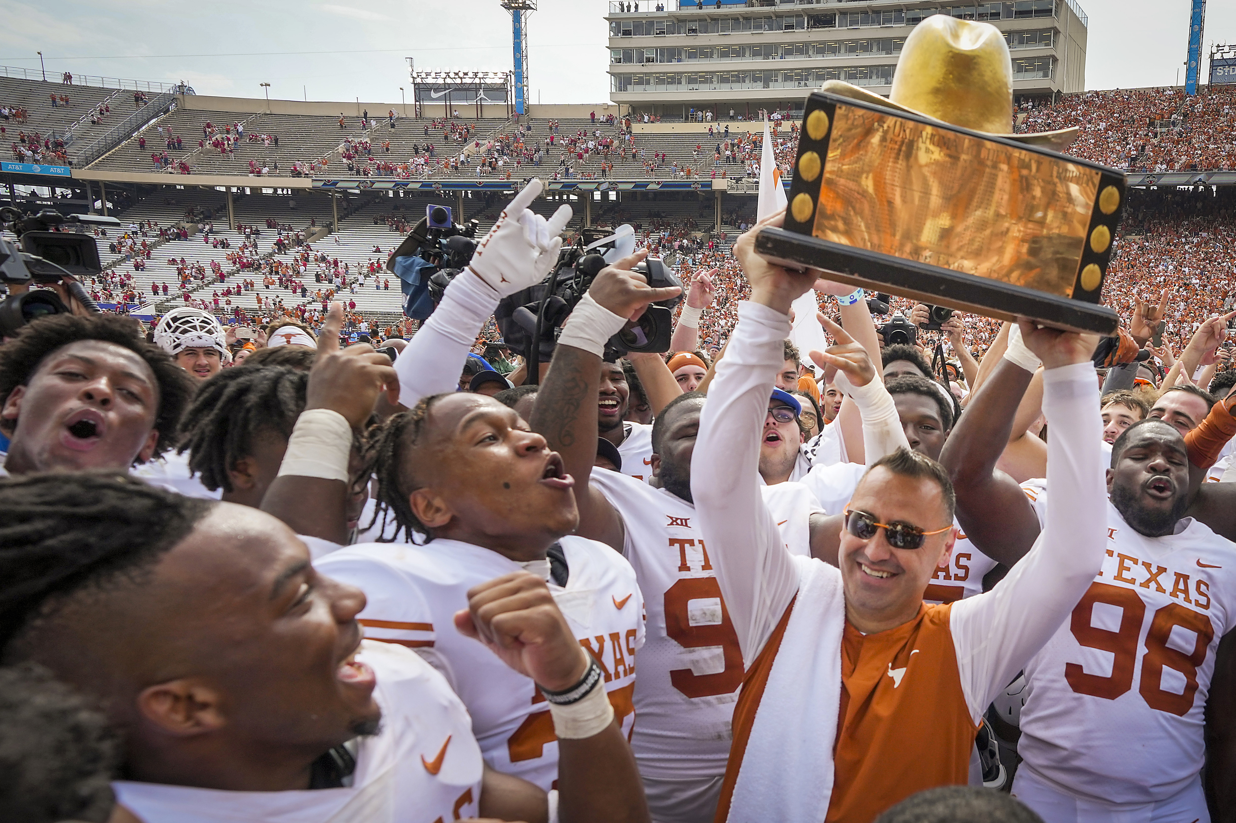 Tomorrow's Top 25 Today: Oklahoma's Red River Rivalry win has