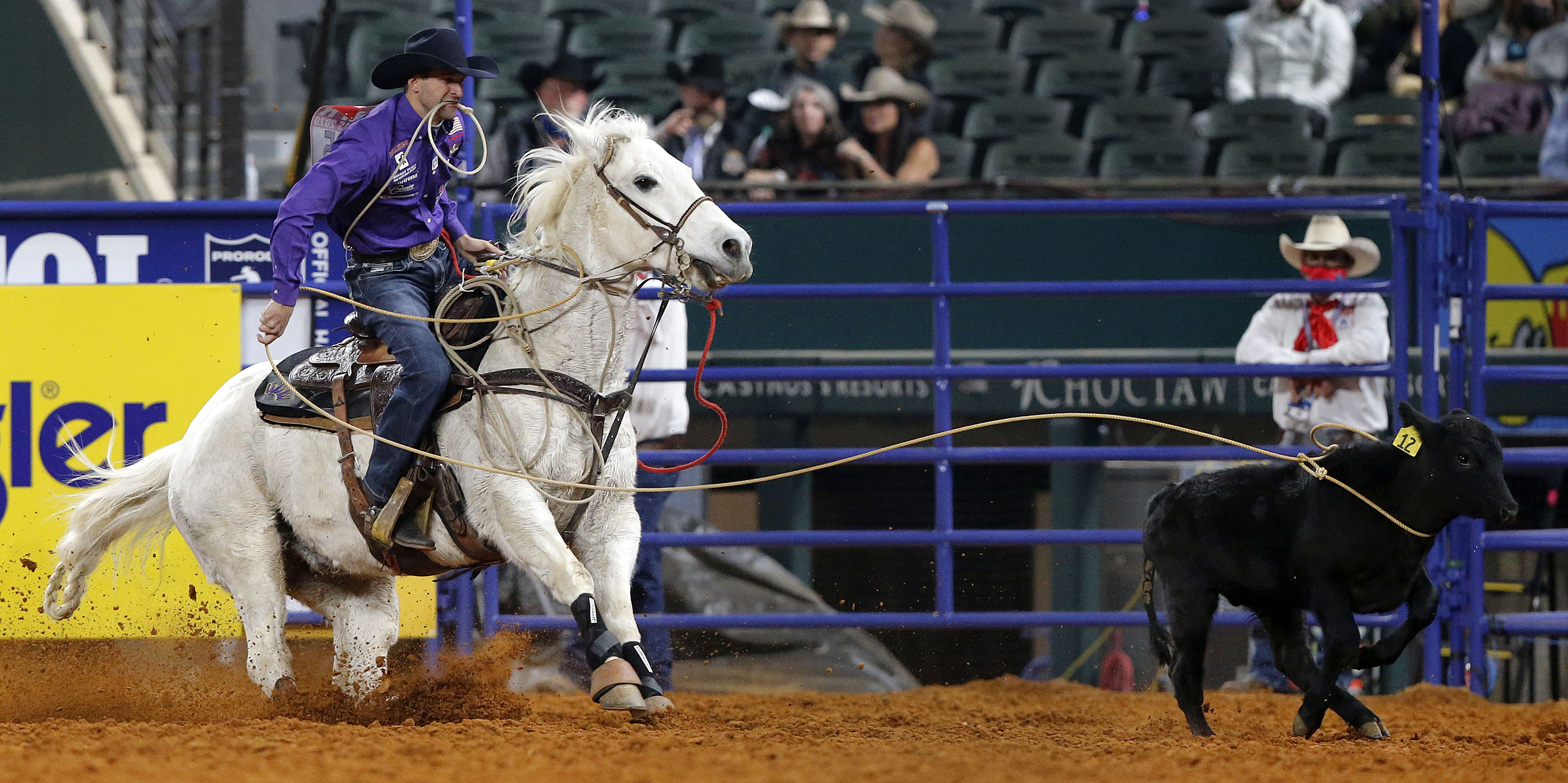 WRANGLER® BECOMES THE OFFICIAL JEANS OF THE DALLAS COWBOYS - TENN TEXAS % %