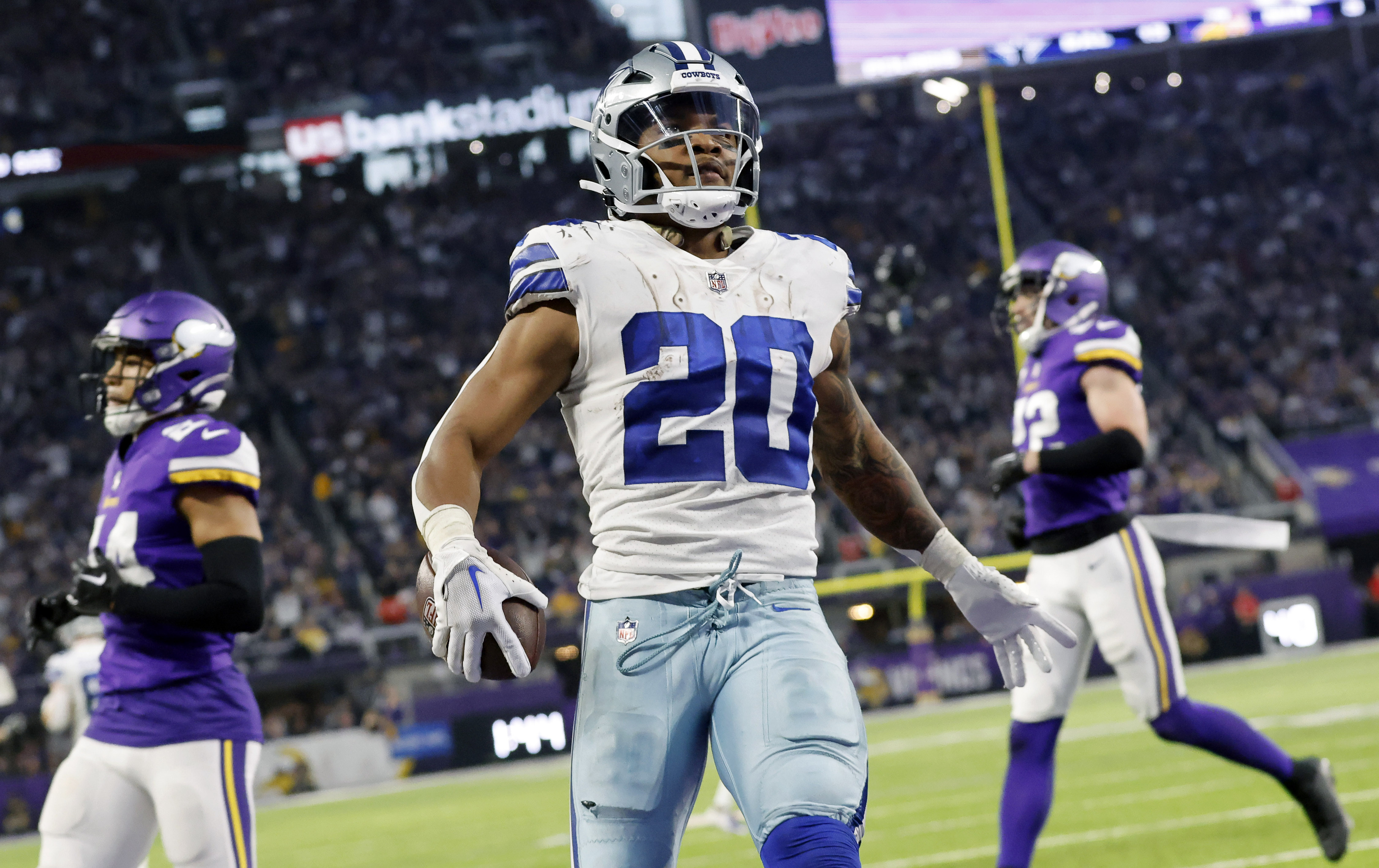 Cowboys beat Vikings 40-3